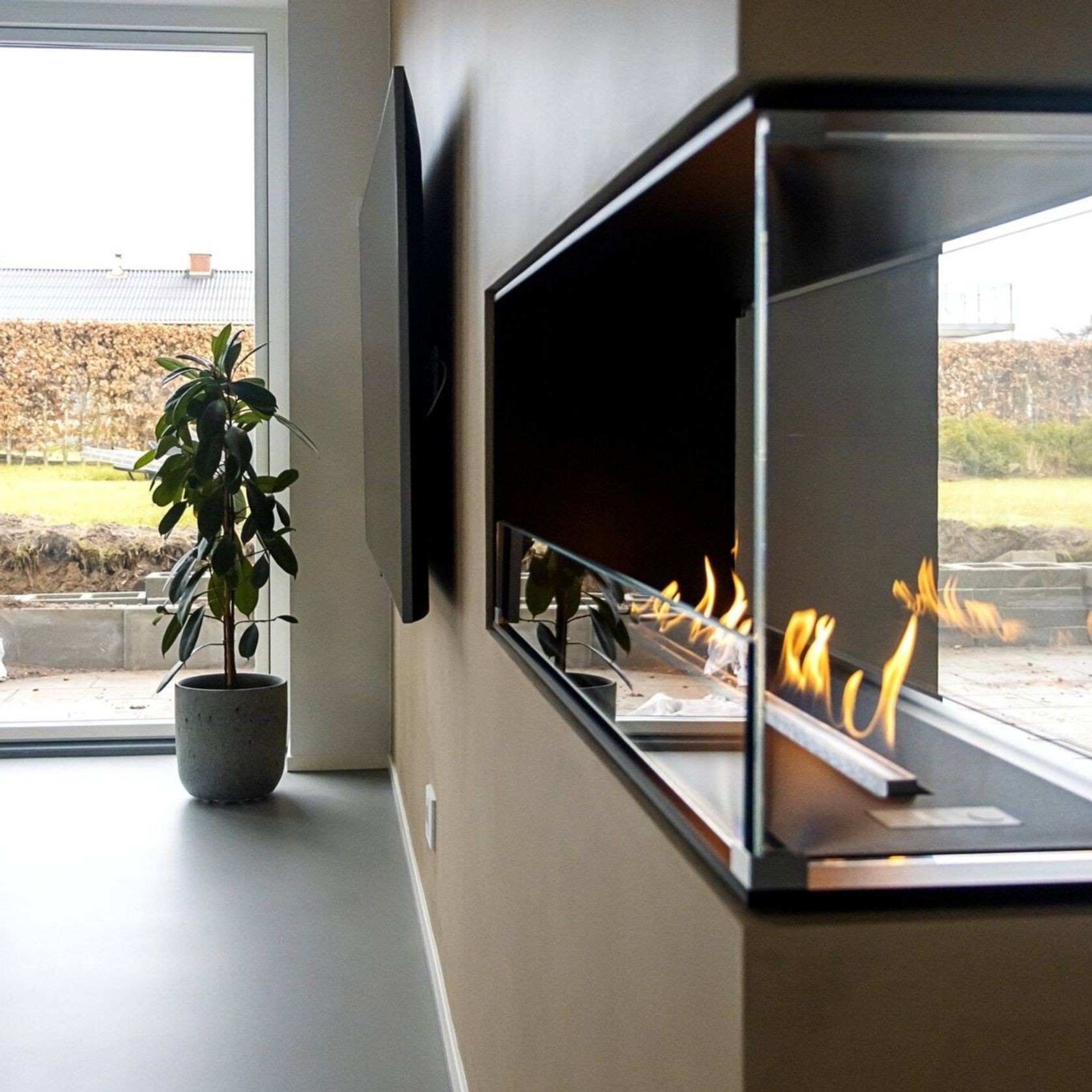Decoflame Montreal Room Divider BEV Net Zero Fireplace gallery detail image