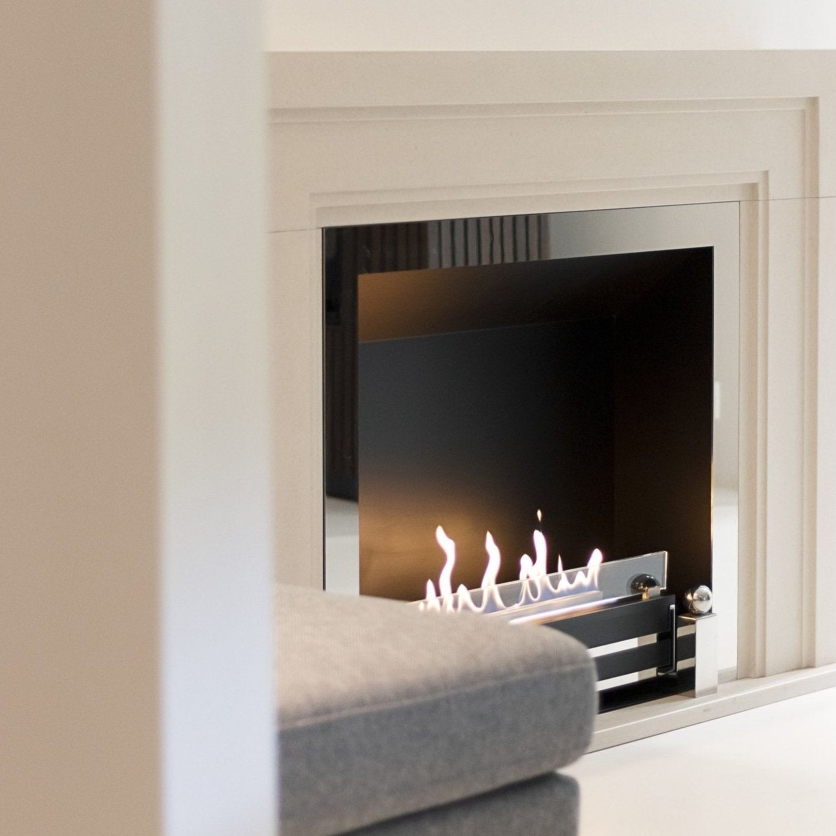 Decoflame Westminster Traditional BEV NetZero Fireplace gallery detail image