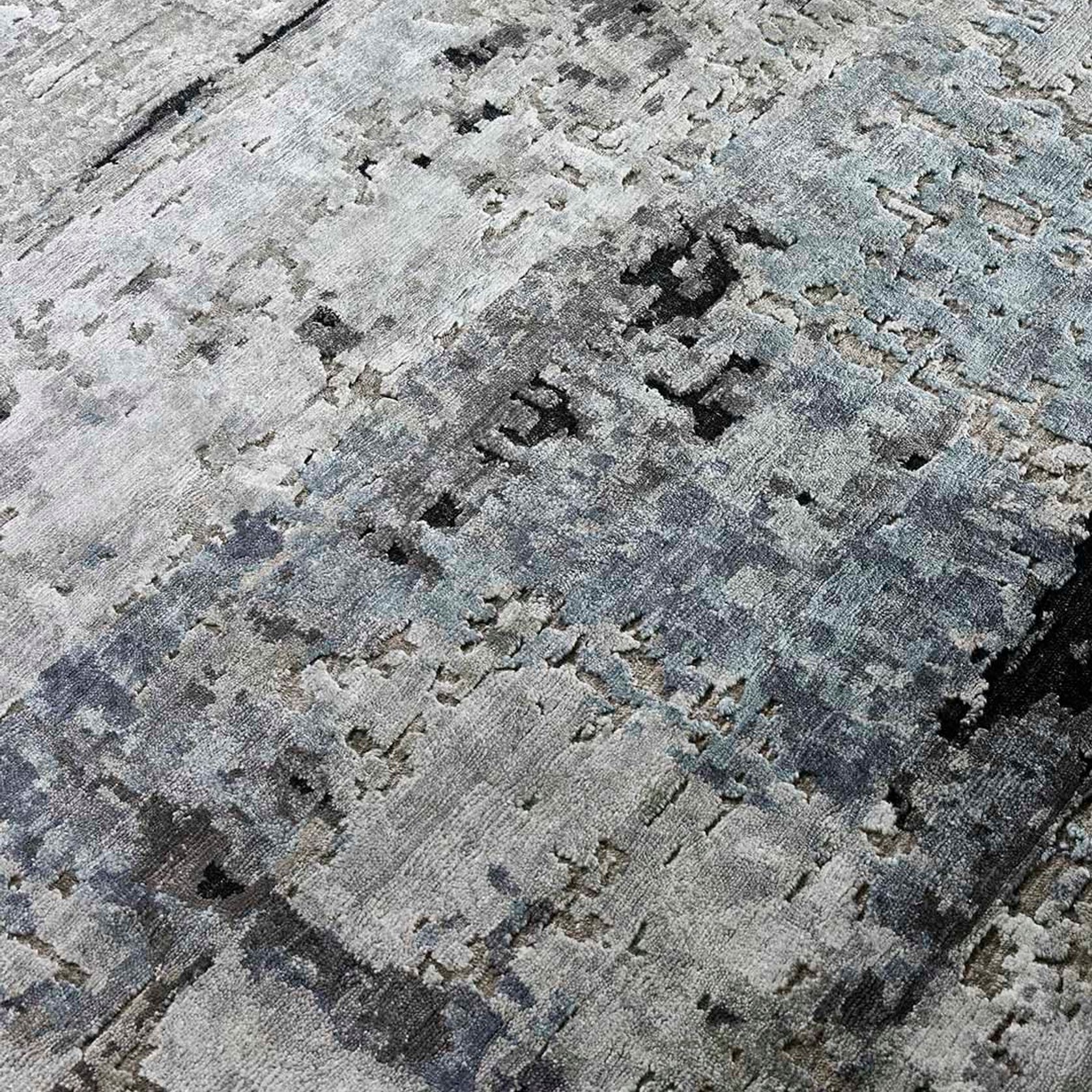 Orion Silver/Blue gallery detail image
