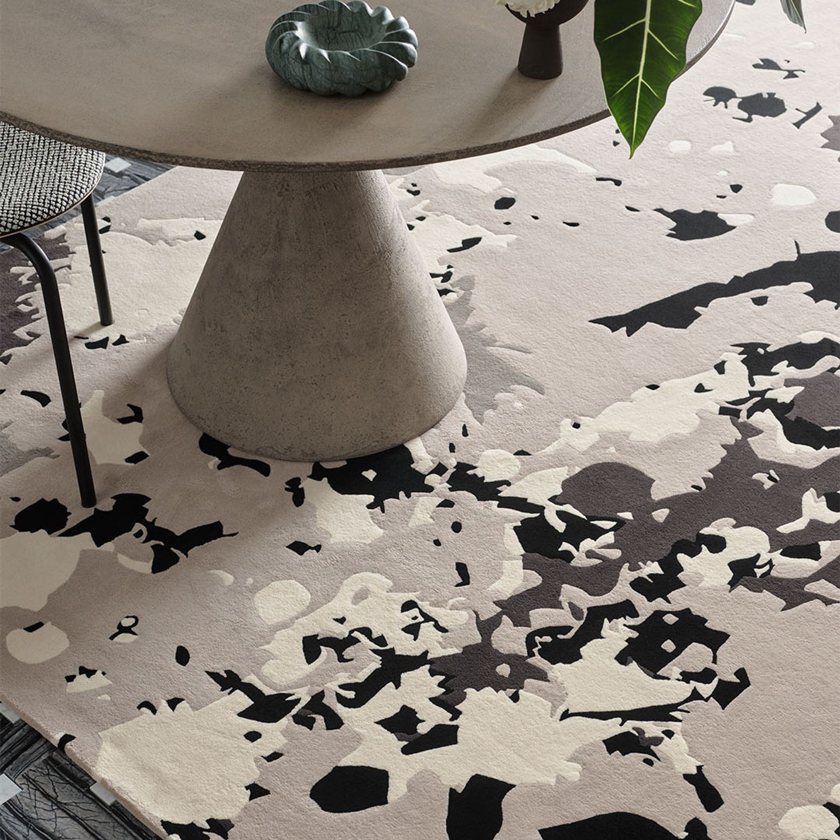 Rinna gallery detail image