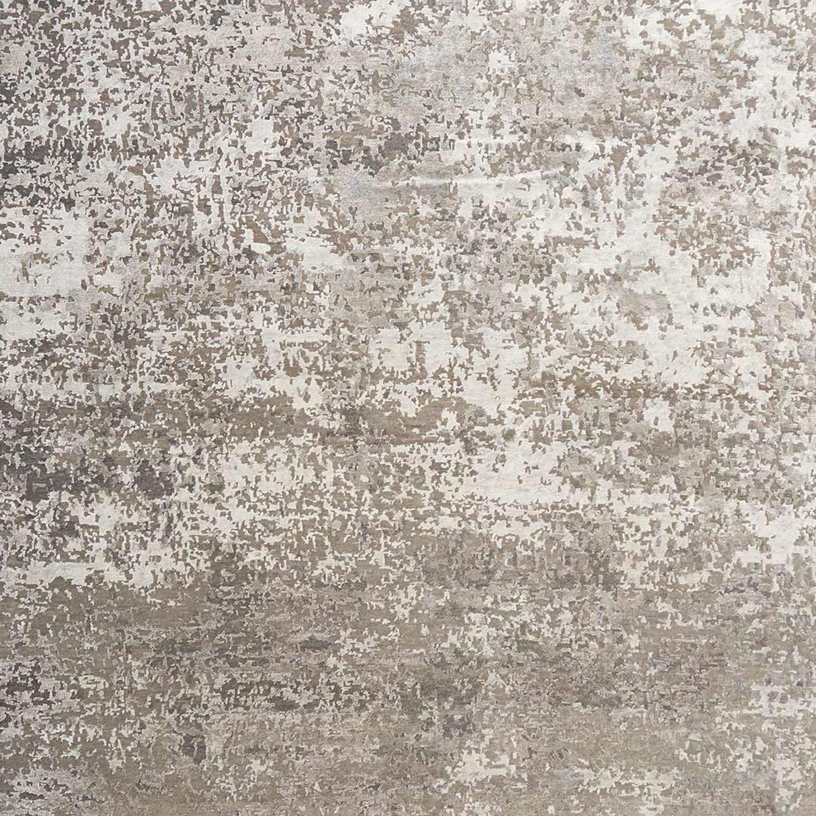 Midas Light Silver gallery detail image