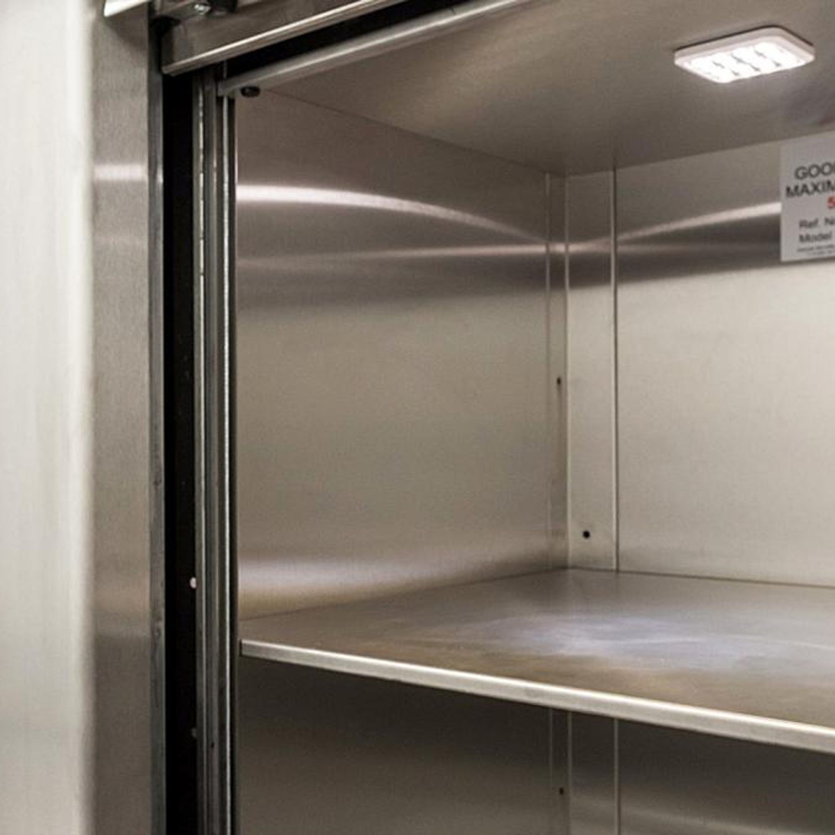 KLEEMANN Dumbwaiter gallery detail image