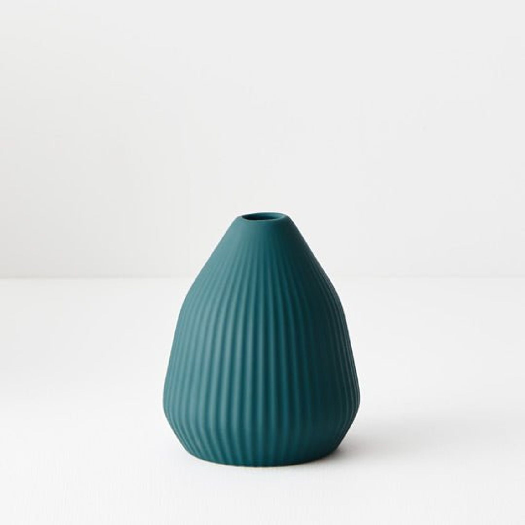 Nessie Vase Small gallery detail image