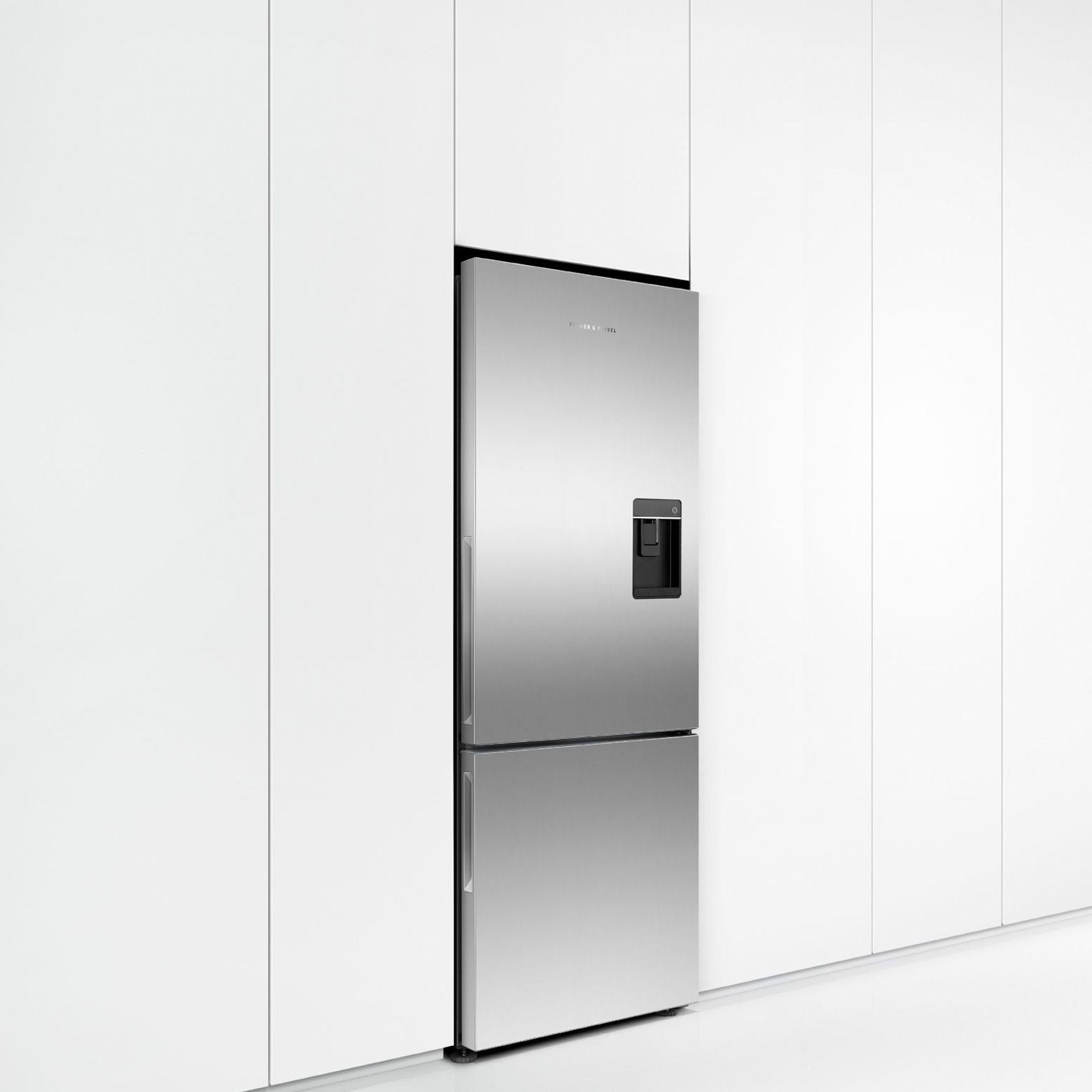 Freestanding Refrigerator Freezer, 63.5cm, 380L, Ice & Water gallery detail image