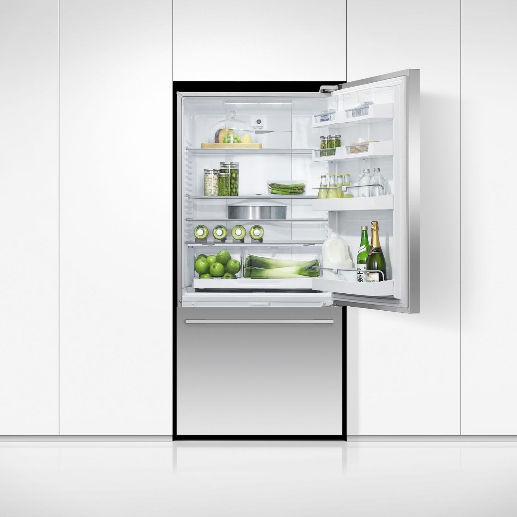 Freestanding Refrigerator Freezer, 79cm, 491L gallery detail image