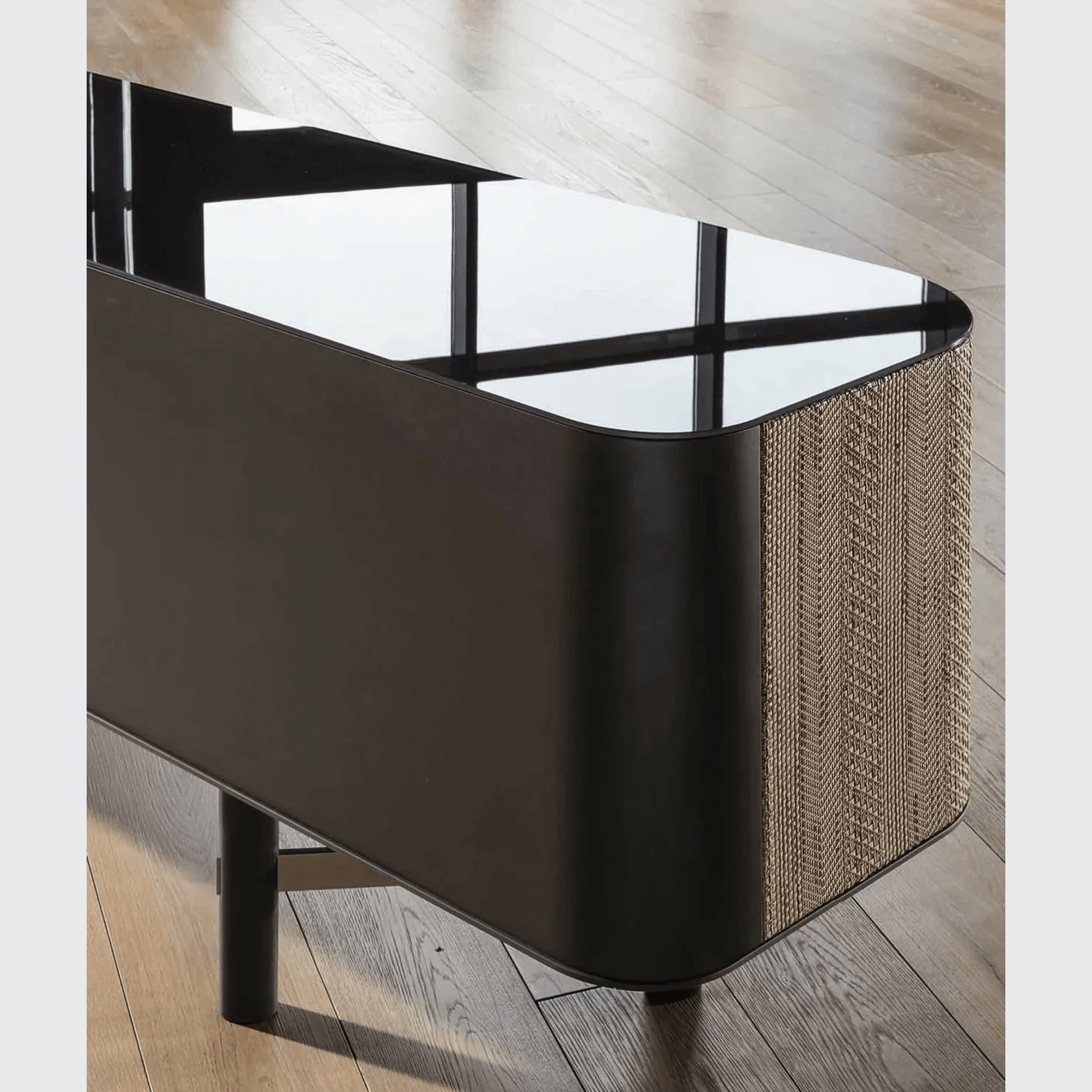 Daen sideboard gallery detail image