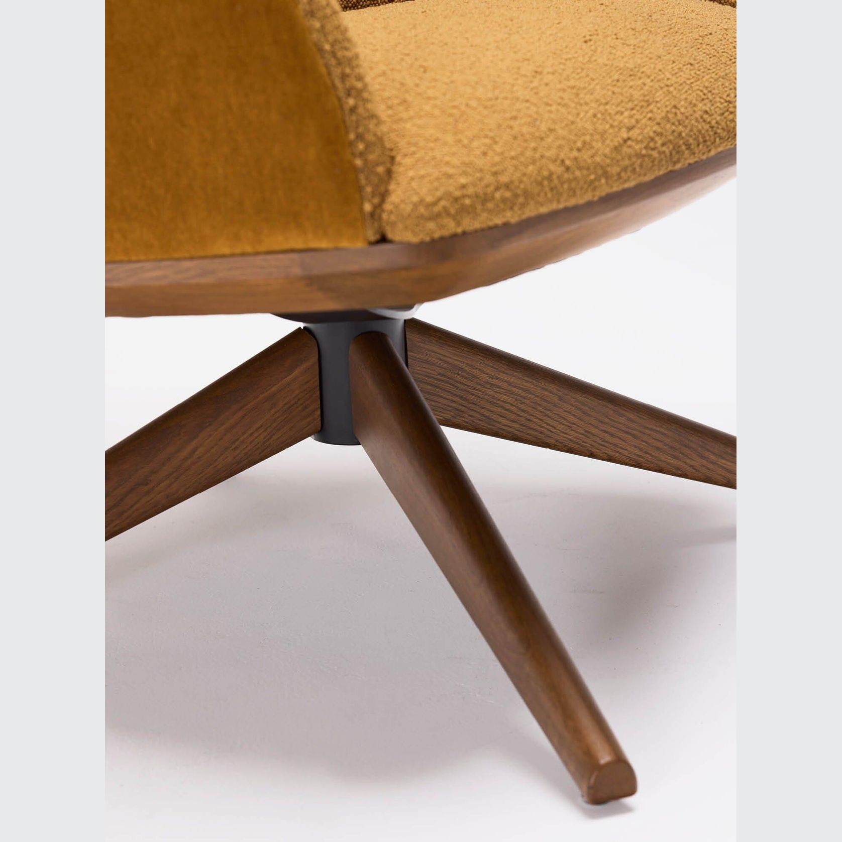 Glenaire Low Back Swivel Chair gallery detail image