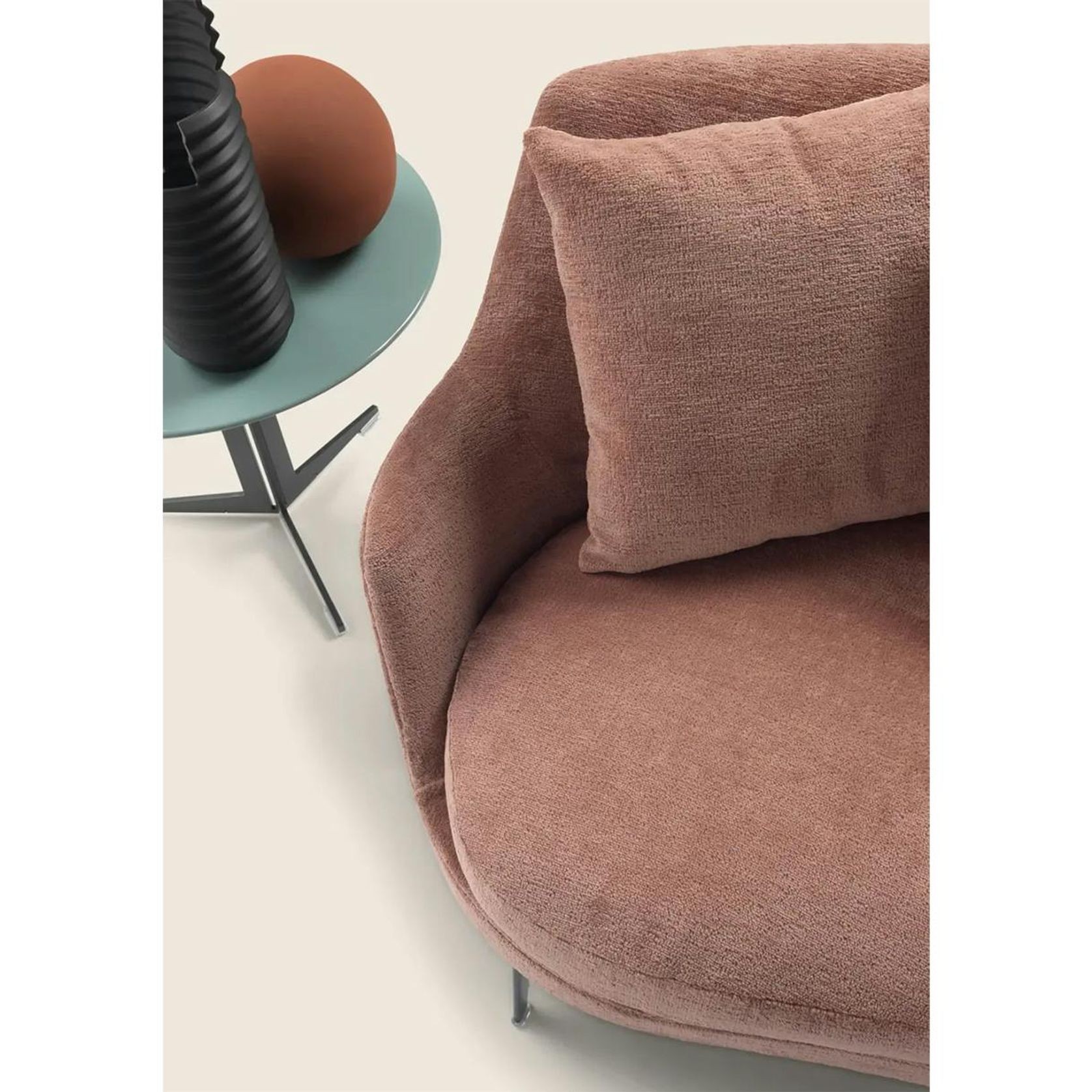 Guscio Sofa By Flexform gallery detail image