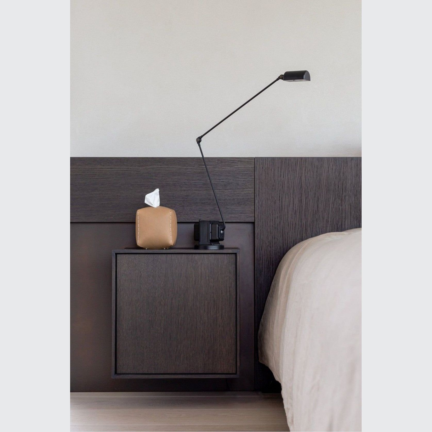 Daphine gallery detail image