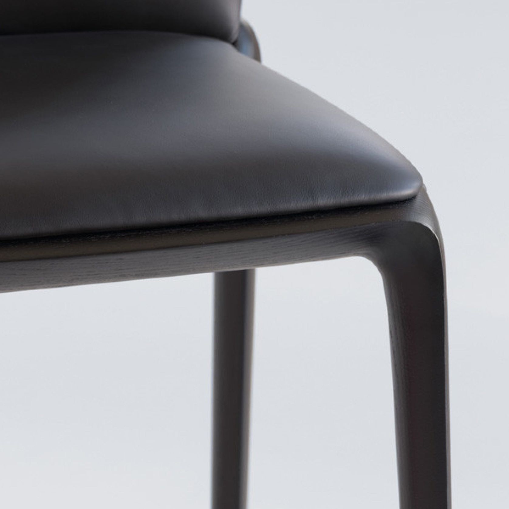 Hiru Barstool gallery detail image