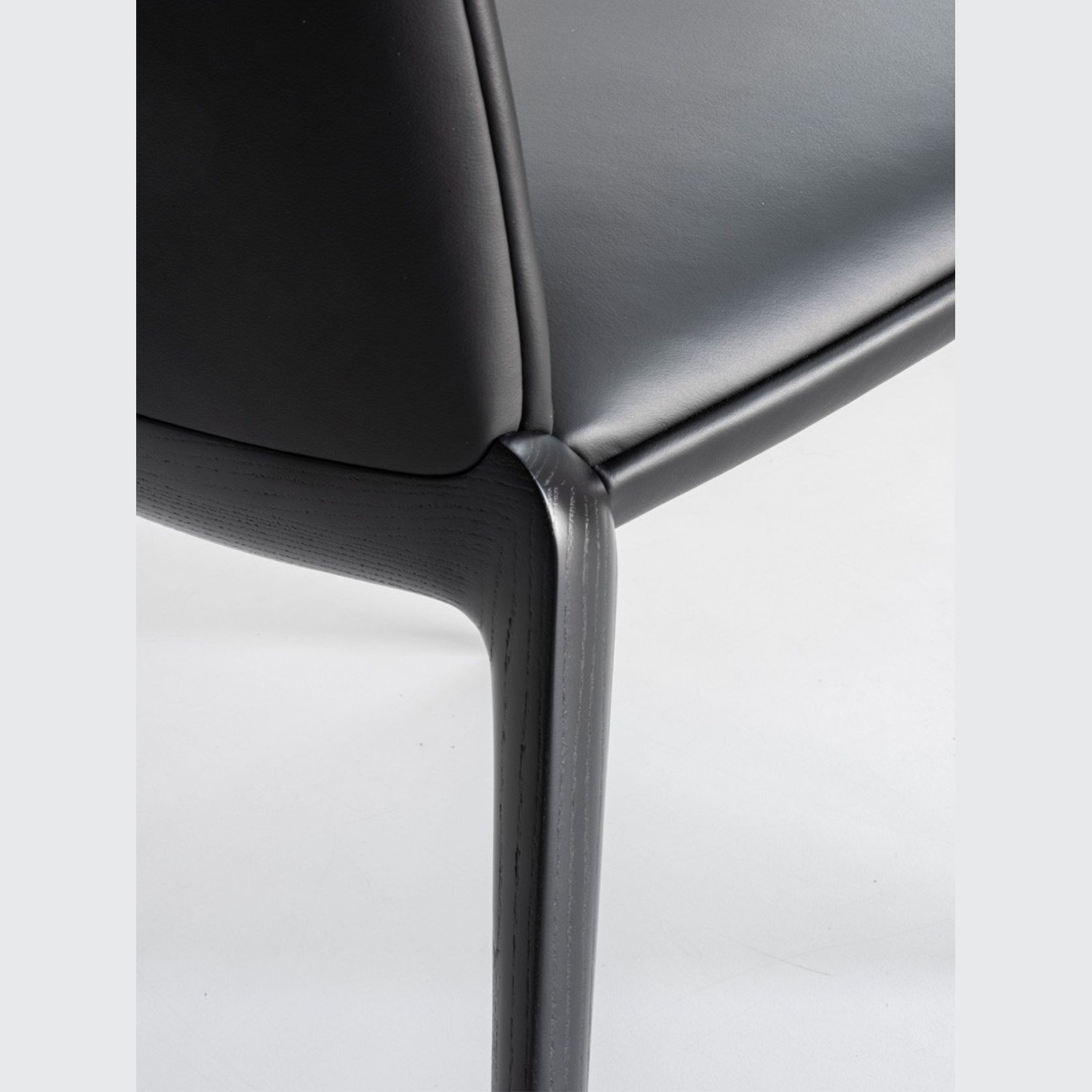 Hiru Barstool gallery detail image