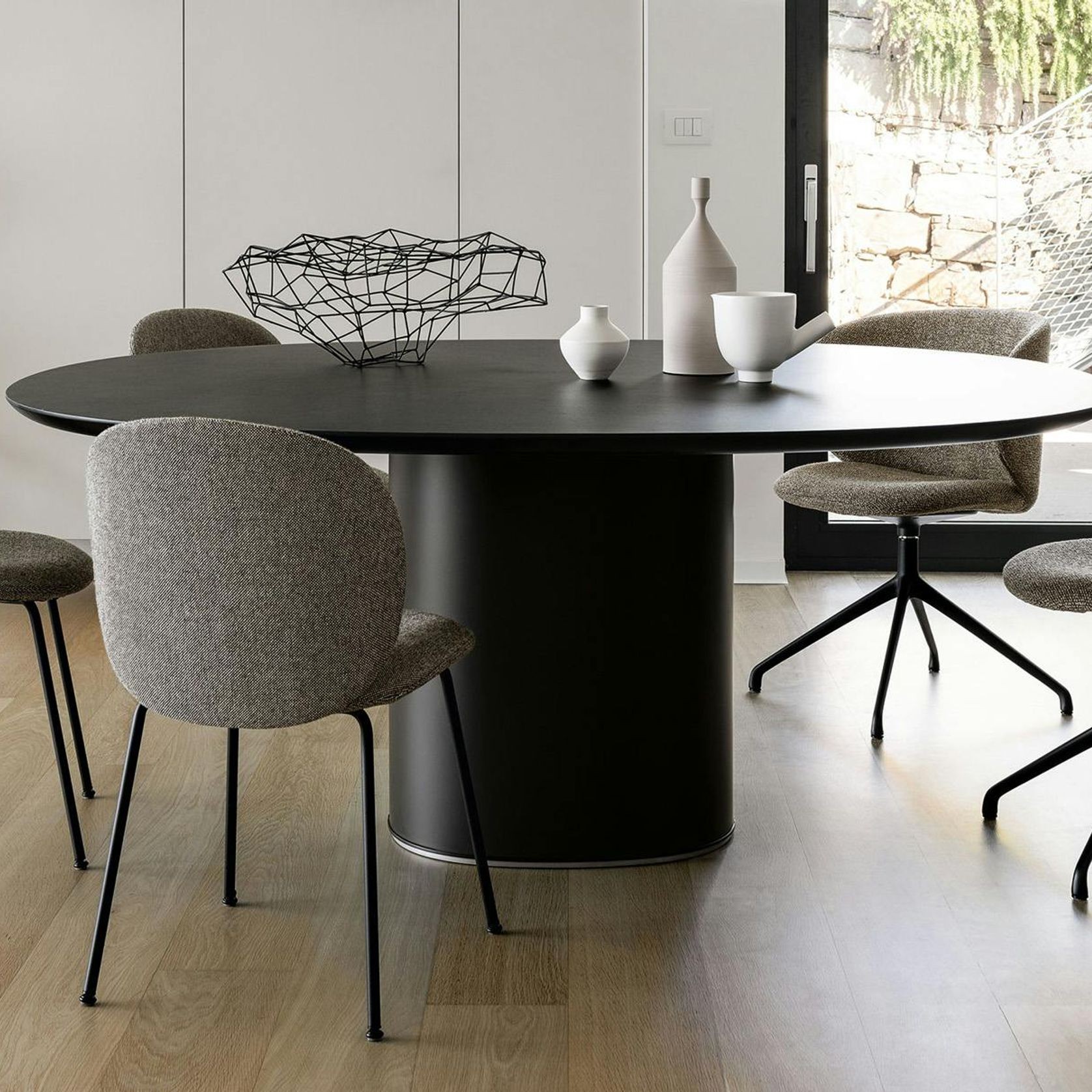 Holo Pillar Dining Table gallery detail image