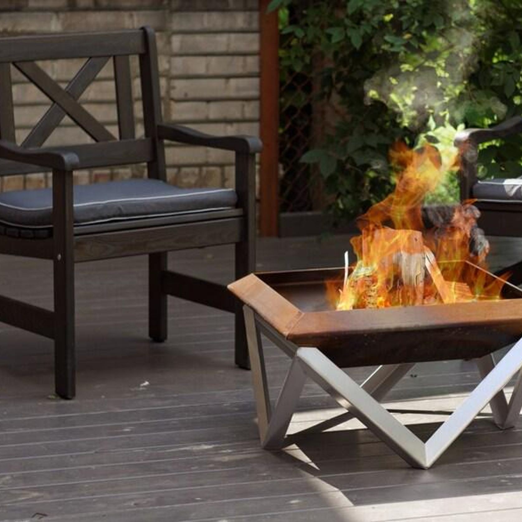 ALFRED RIESS Kubas Steel Fire Pit - Medium gallery detail image