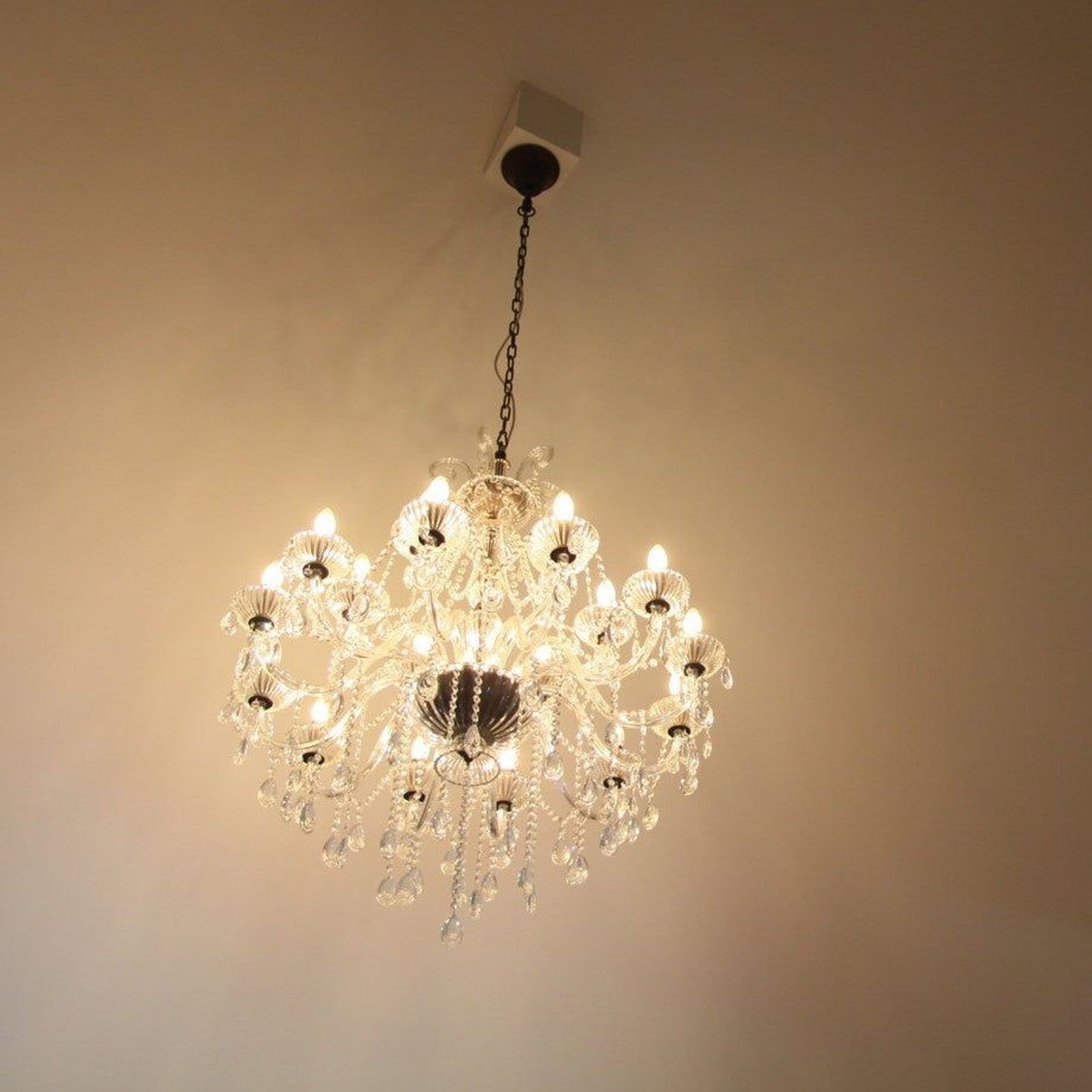 Hera 15 Light Chandelier gallery detail image