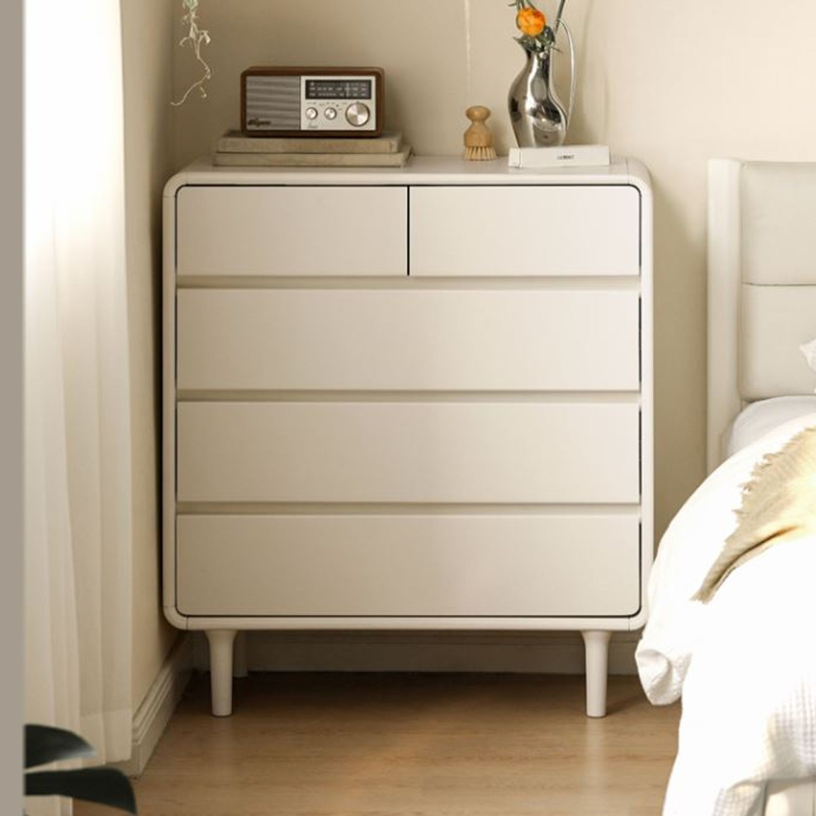 Kemi Cream Tulip Poplar Painted 2+3 Chest Drawers gallery detail image