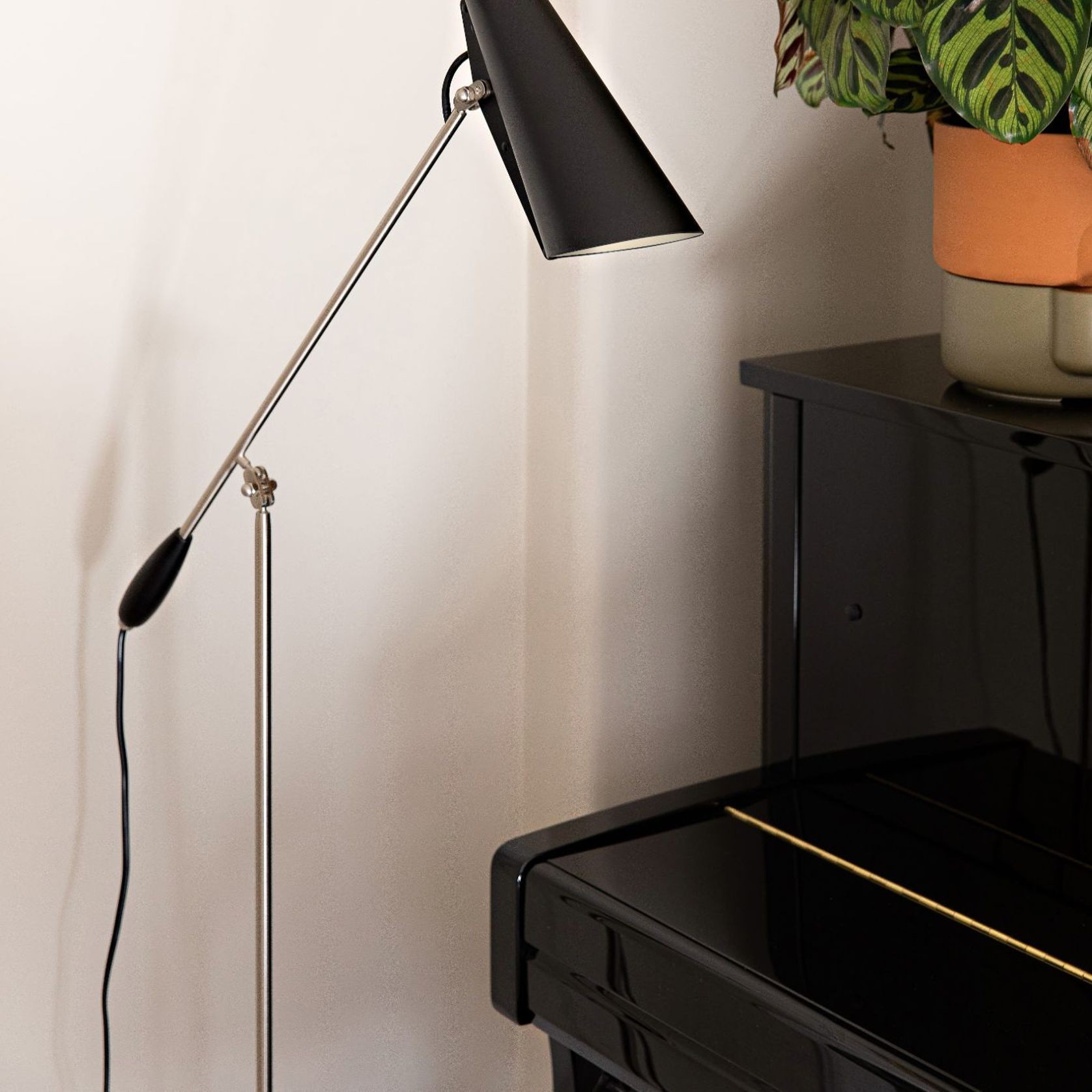 Birdy Floor Lamp gallery detail image