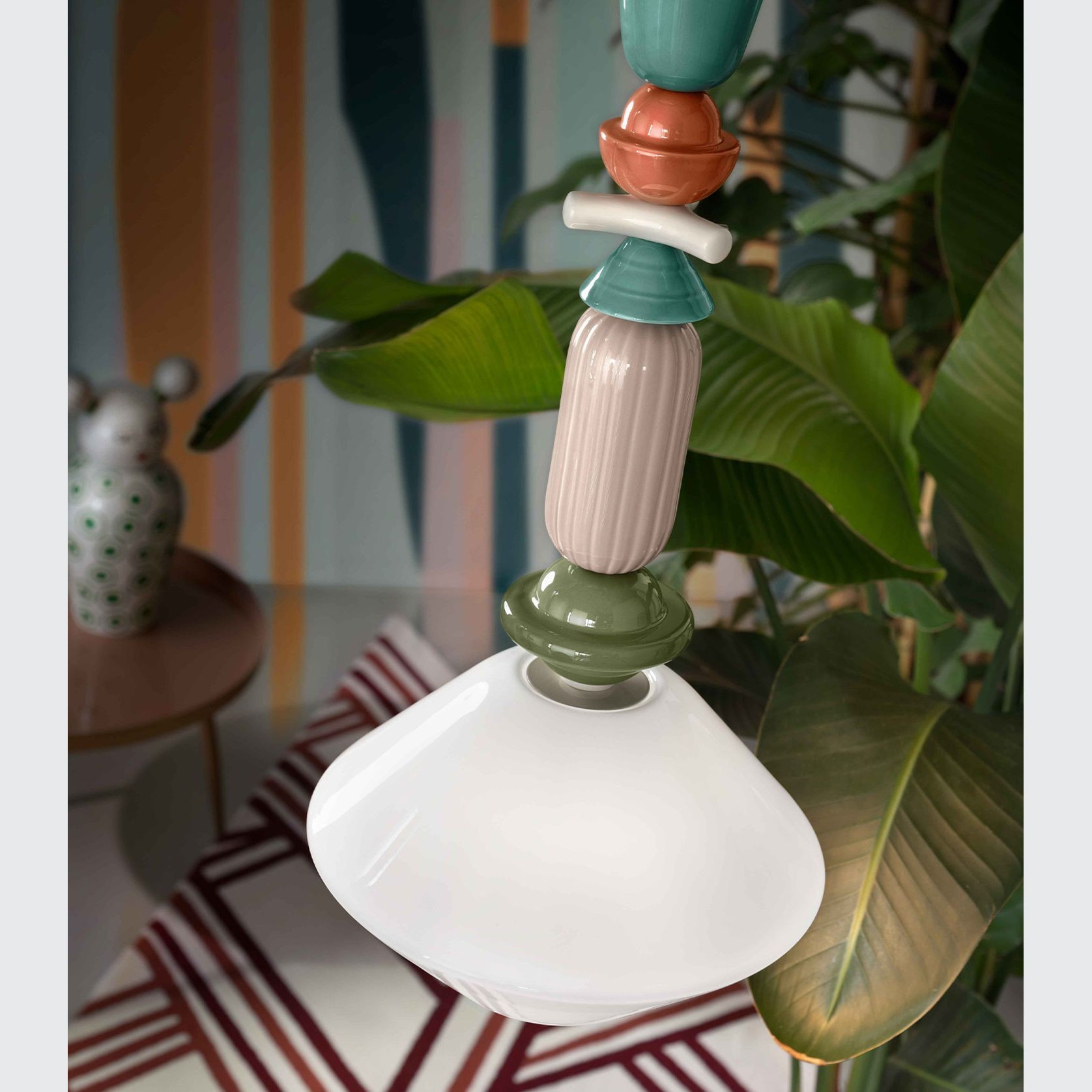 Lariat Diamond Pendant Light gallery detail image