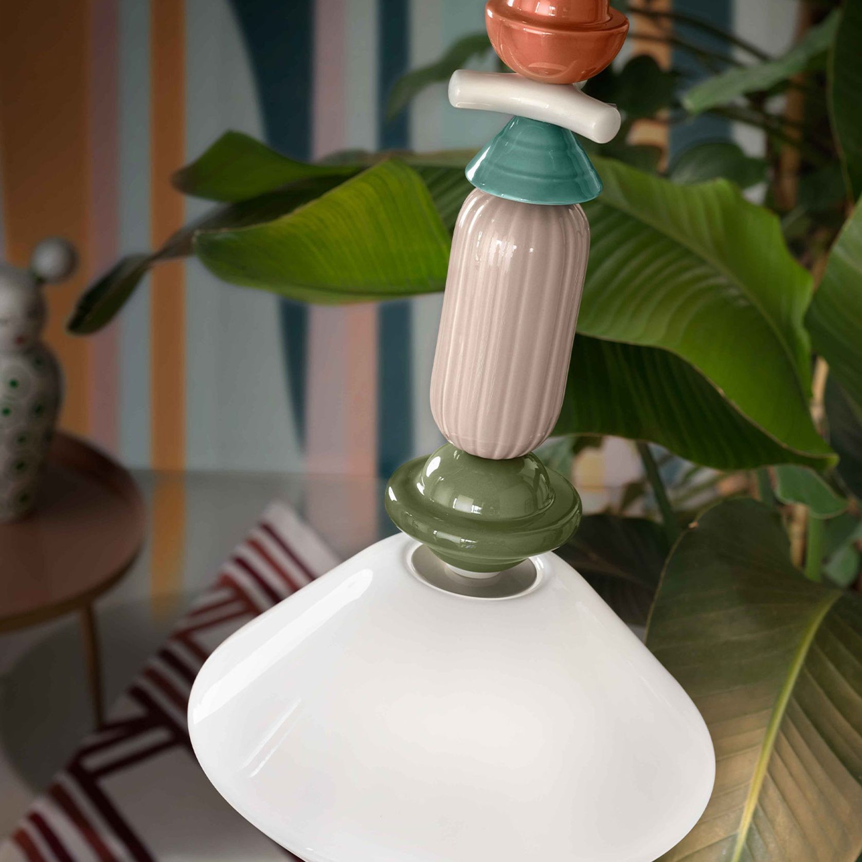 Lariat Diamond Pendant Light gallery detail image