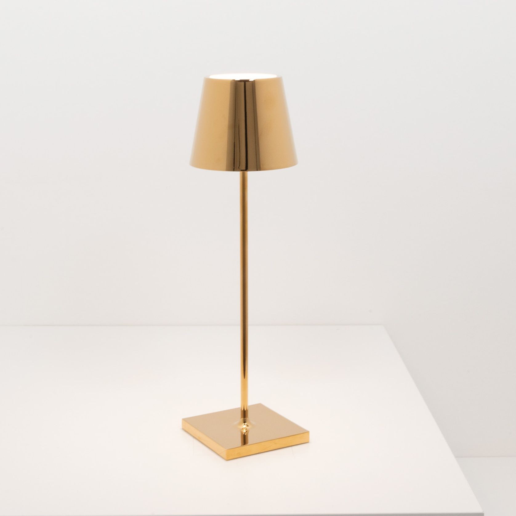 Poldina Metallic Table Lamp gallery detail image