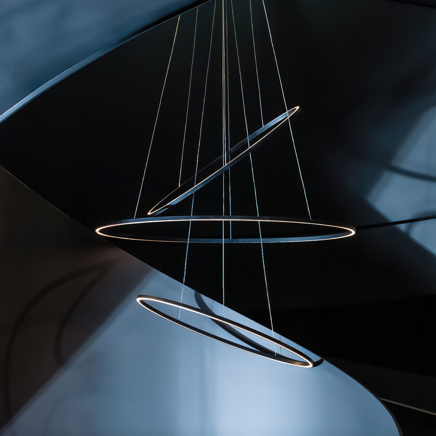 Ellisse Triple Pendant Light gallery detail image