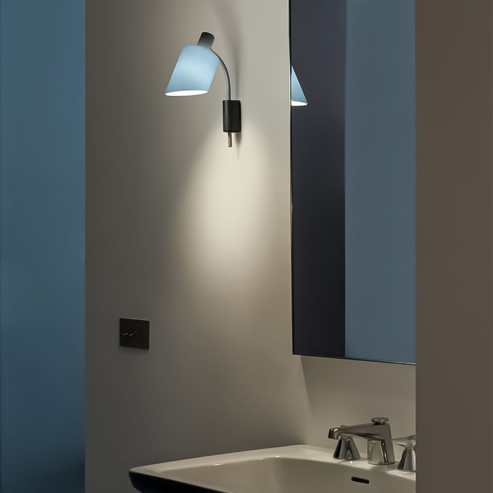 Lampe De Bureau Wall Light gallery detail image