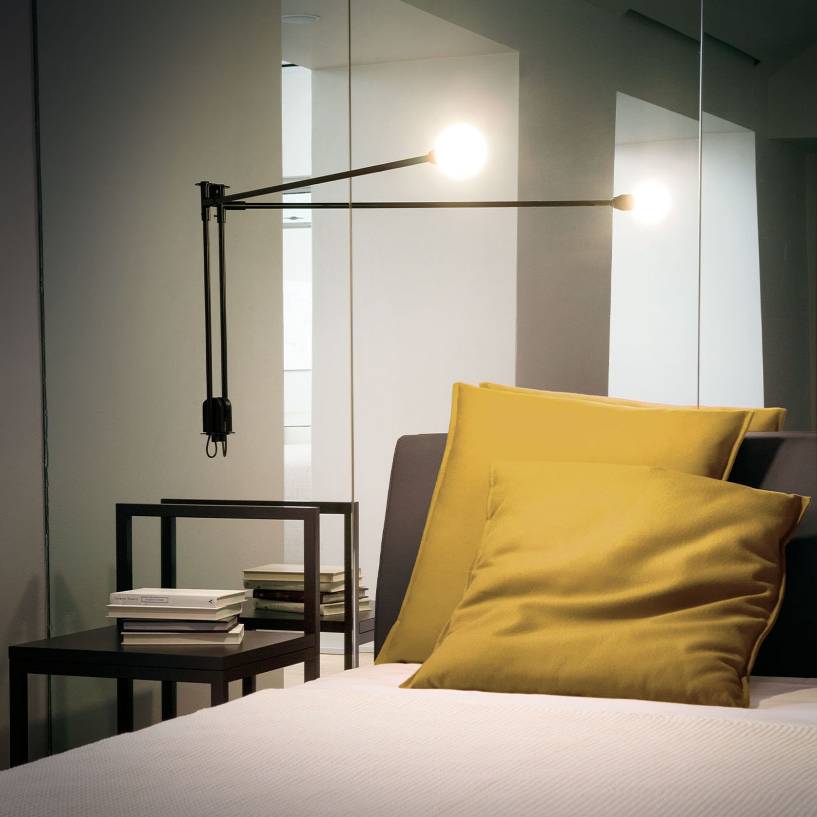 Potence Pivotante Mini Wall Light gallery detail image
