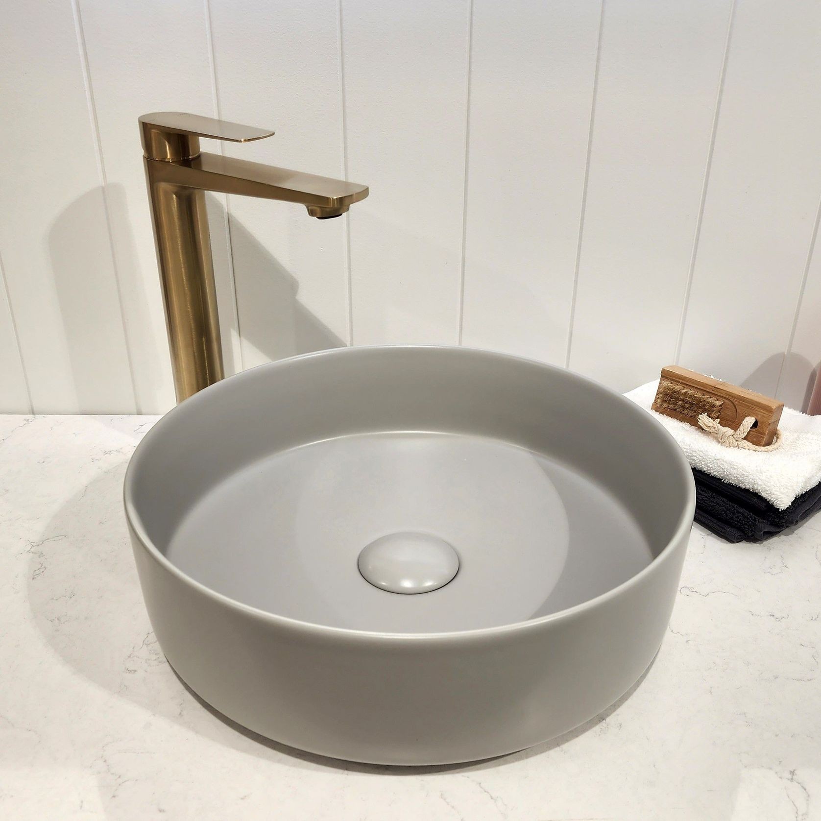 Code Pure Round Ceramic Basin 360Mm gallery detail image