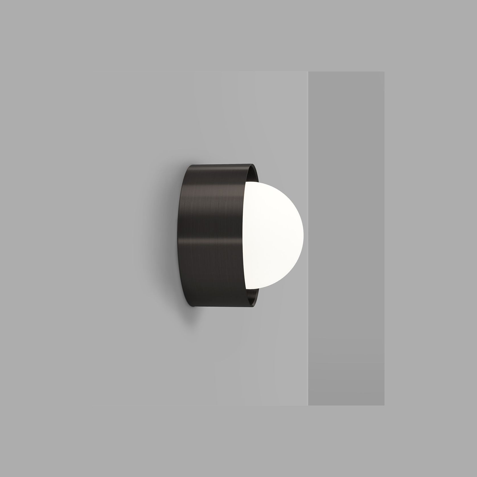 Orb Sur Large Wall Light gallery detail image