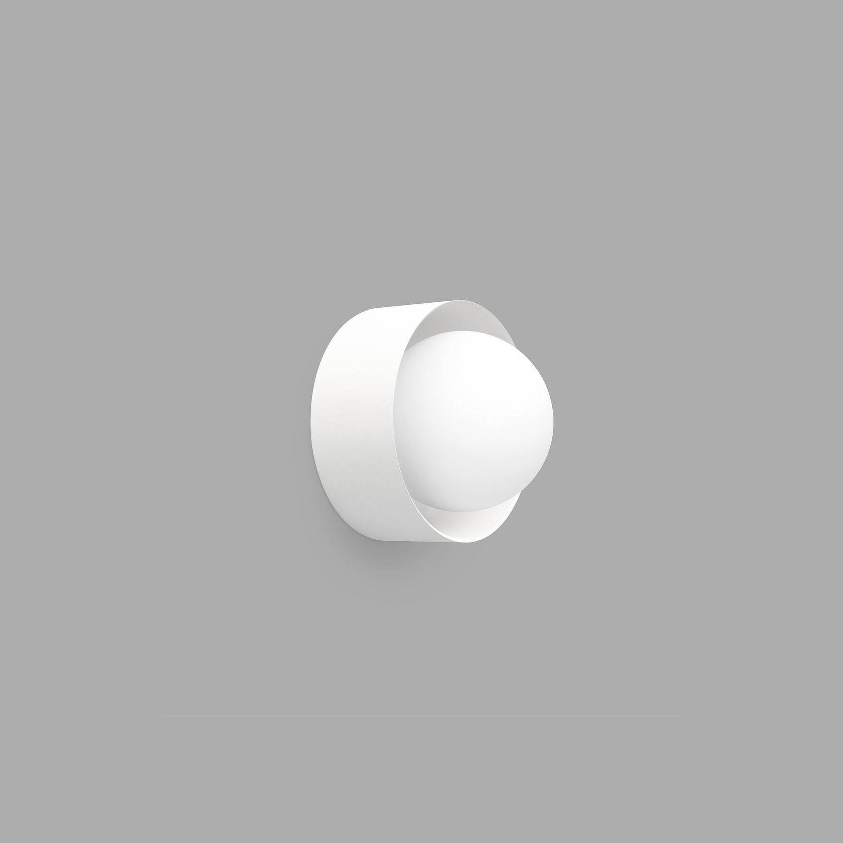 Orb Sur Large Wall Light gallery detail image