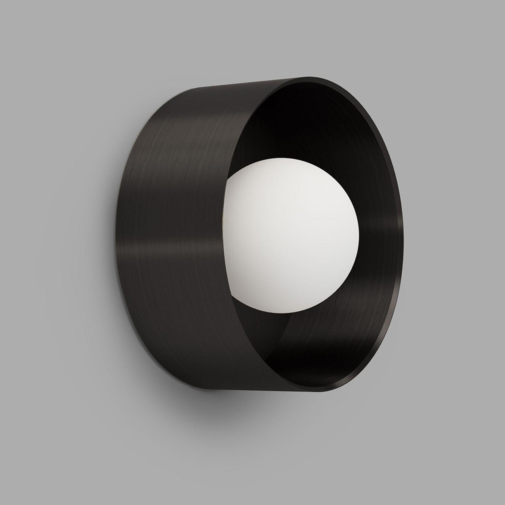 Orb Sur Large Wall Light gallery detail image