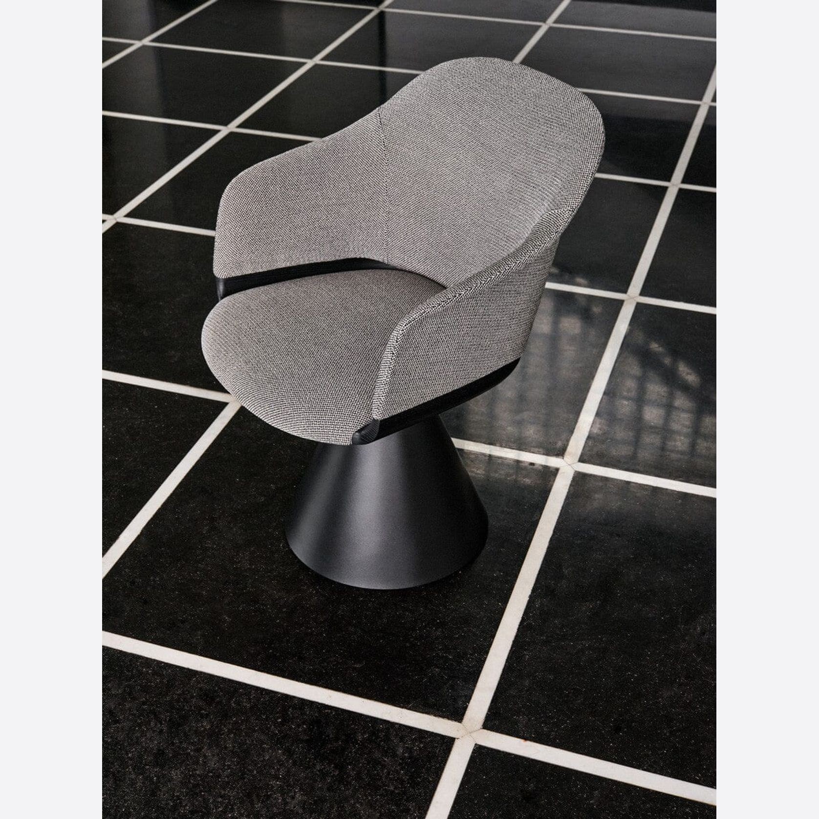 Lyz Dining Chair gallery detail image