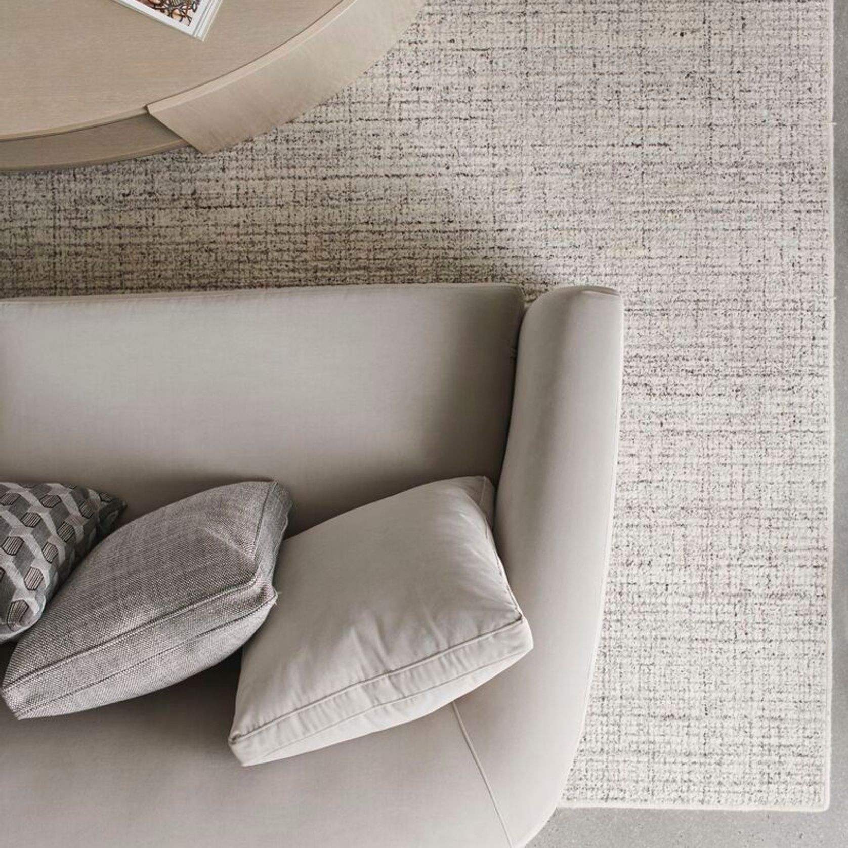 Da Vita Sofa gallery detail image