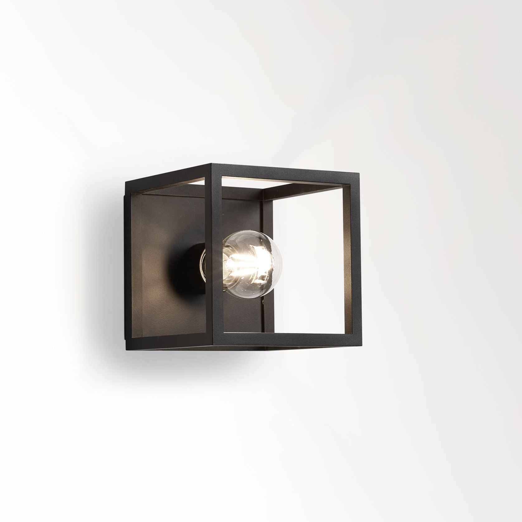 Montur by Delta Light gallery detail image