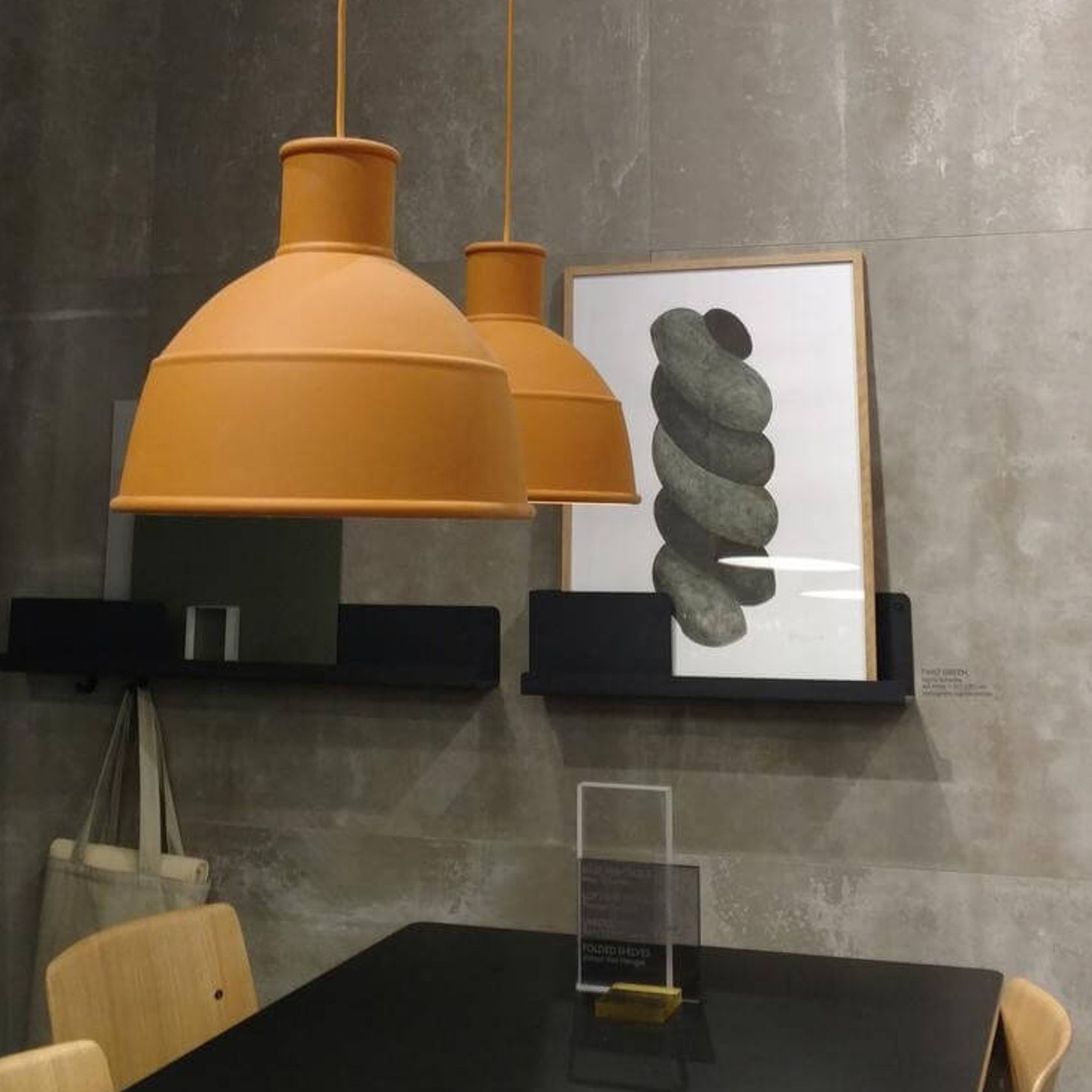 Unfold gallery detail image