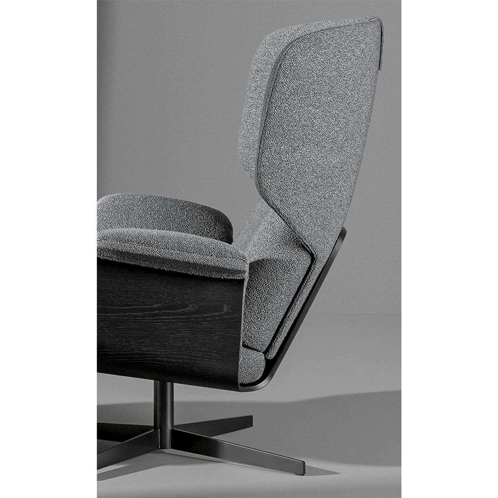 Olos Bergere Lounge Chair gallery detail image