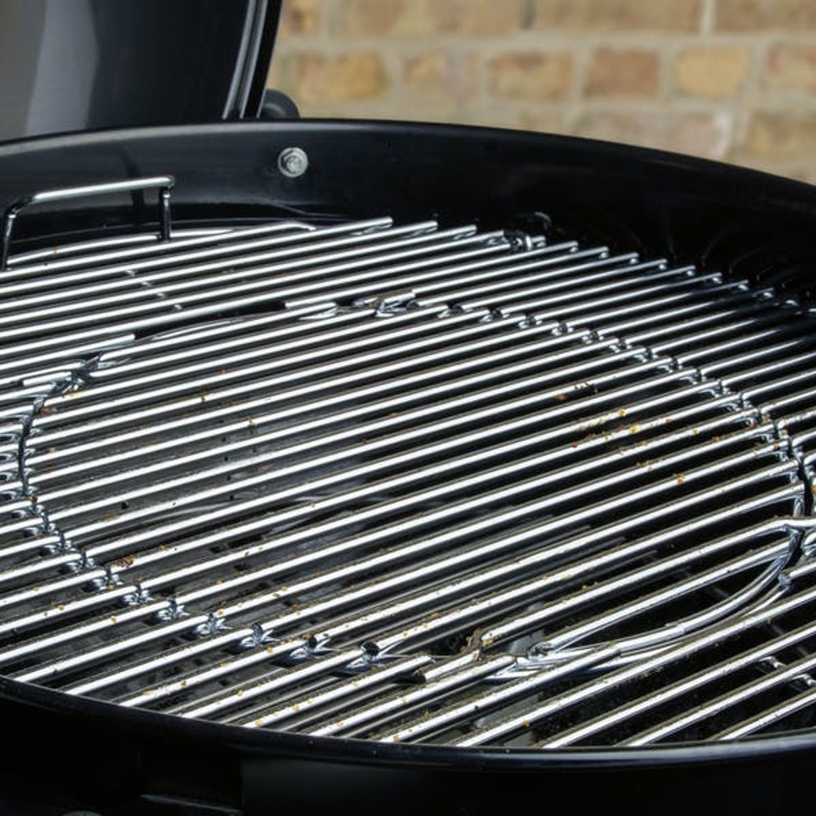 57cm Performer Kettle Black with GBS SS Grill gallery detail image