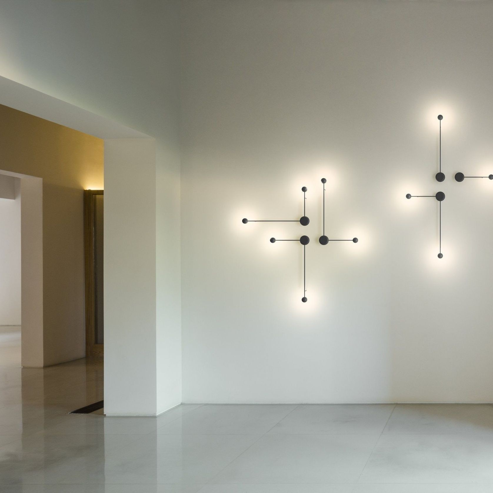 Pin Wall Lamp gallery detail image