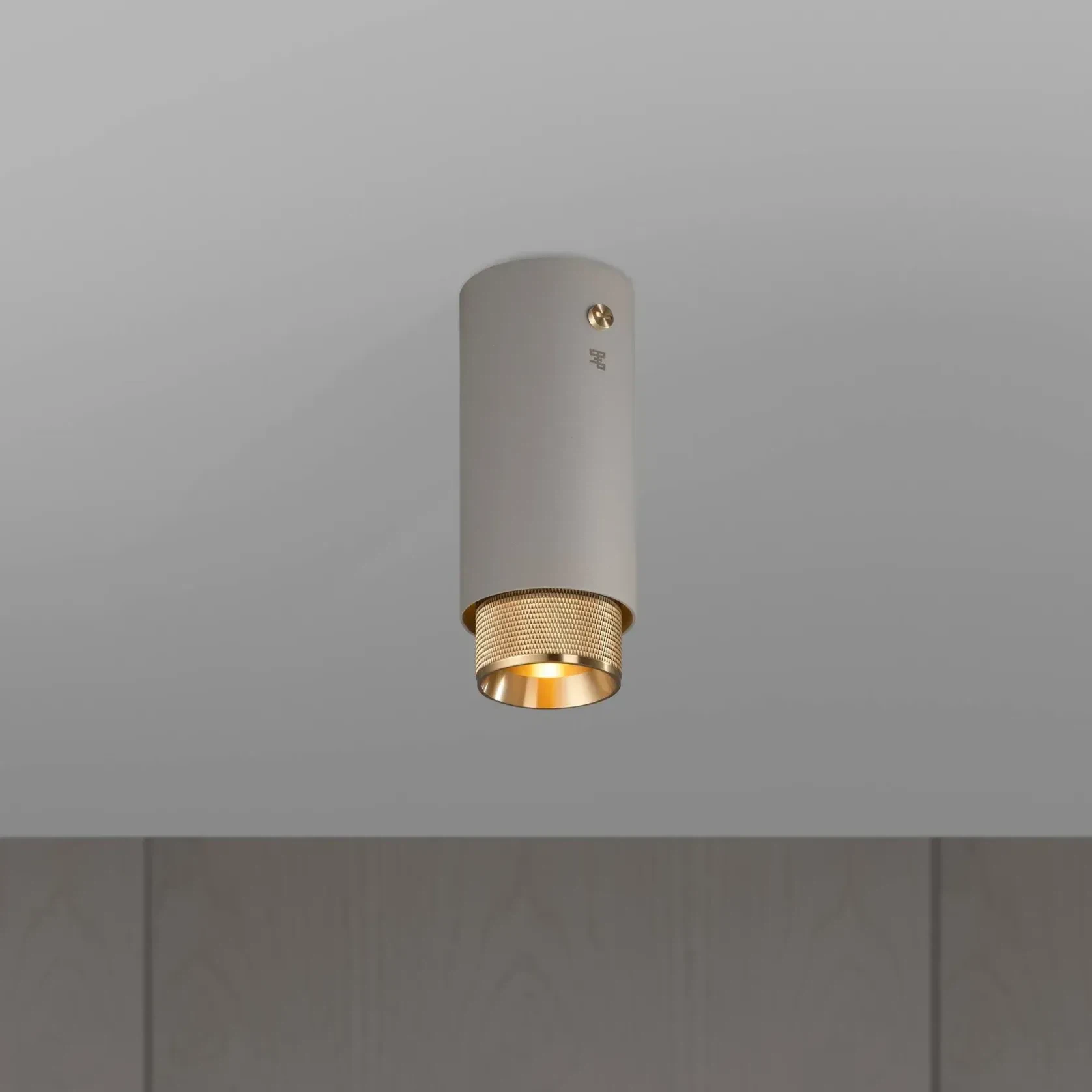 Exhaust Surface Spotlight gallery detail image