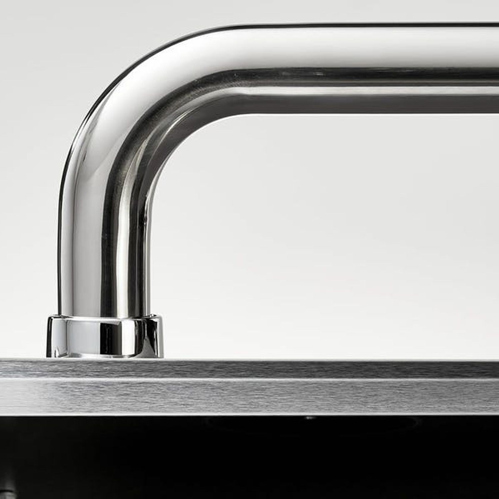 Weber Summit E-460 Built In ULPG gallery detail image