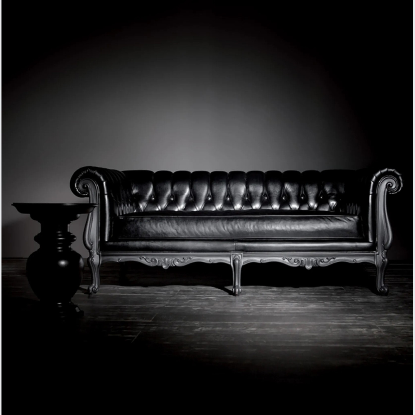 Sansone Classic Sofa gallery detail image