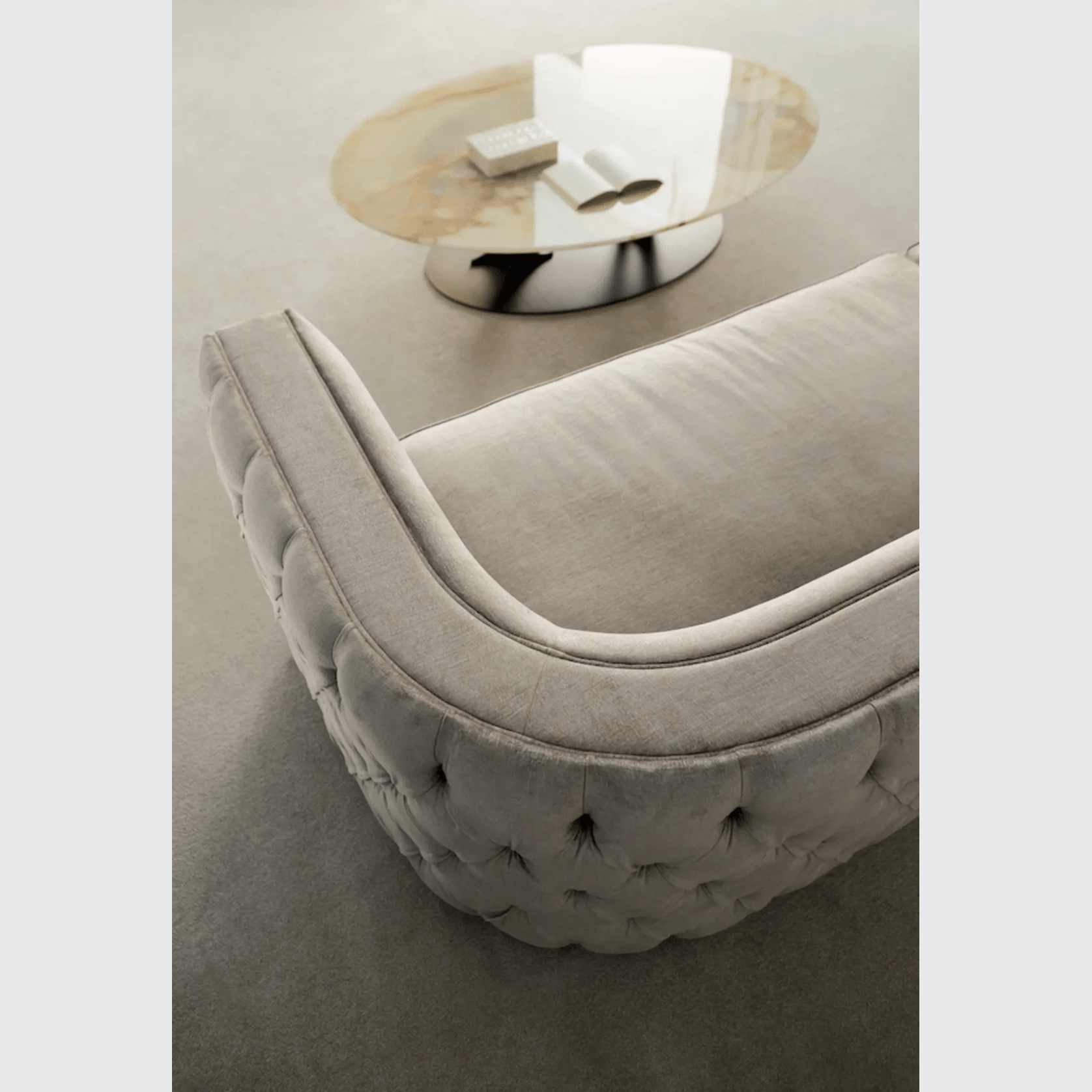 Leandro Sofa gallery detail image