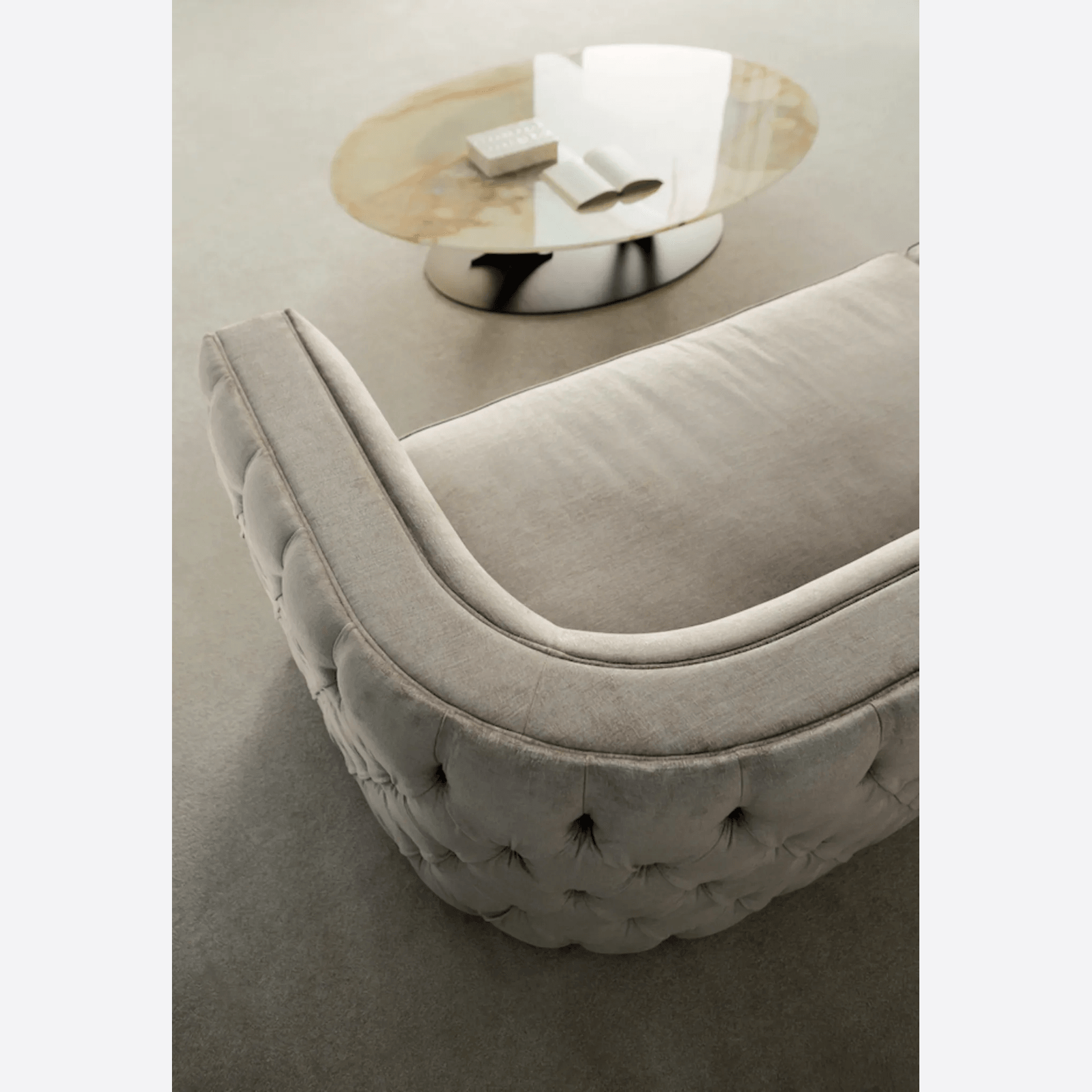 Leandro Sofa gallery detail image