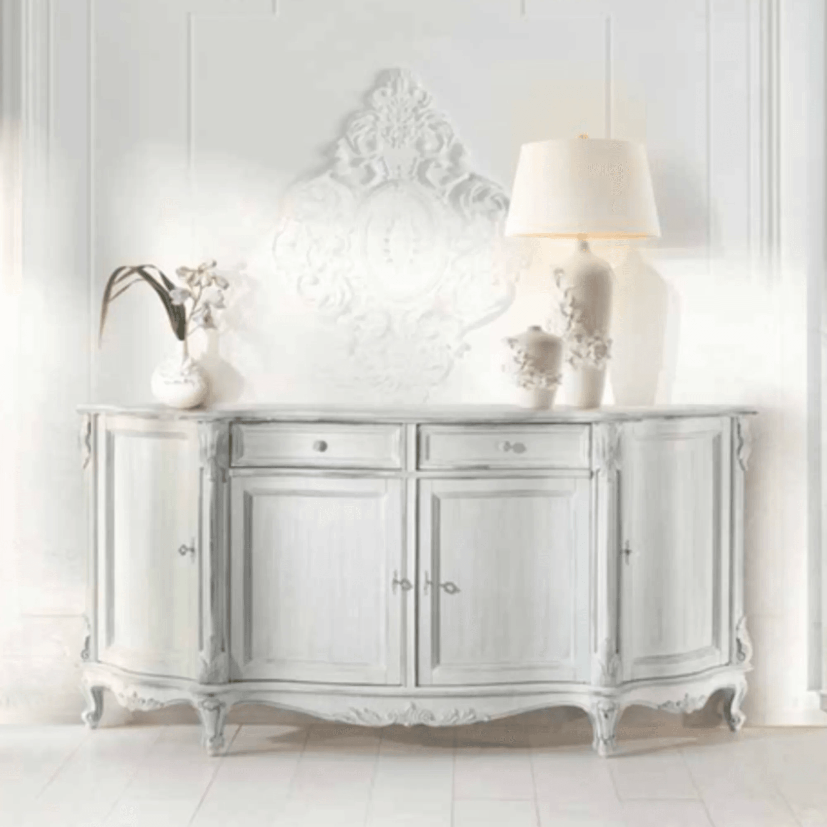 18221 Sideboard gallery detail image