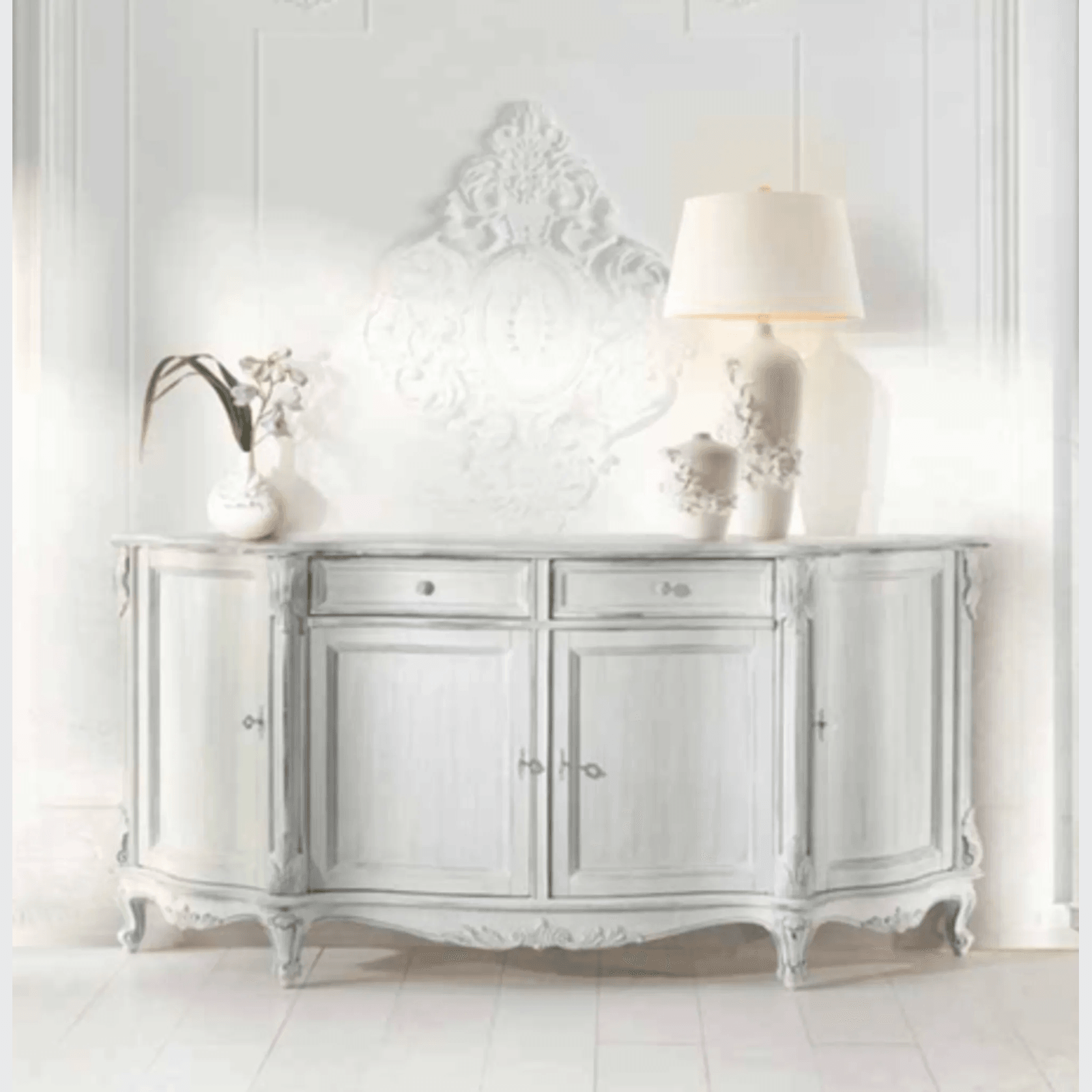 18221 Sideboard gallery detail image