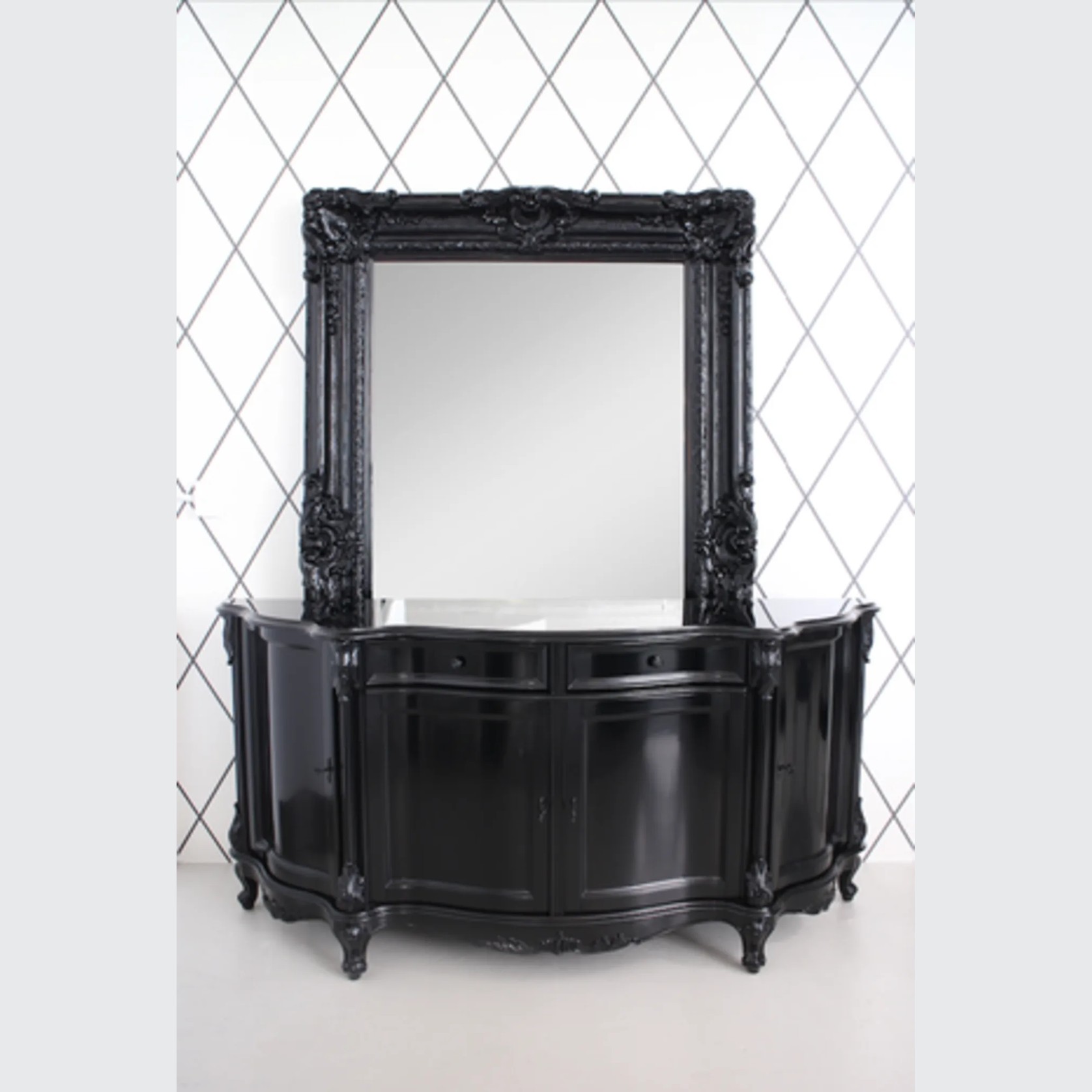 18221 Sideboard gallery detail image