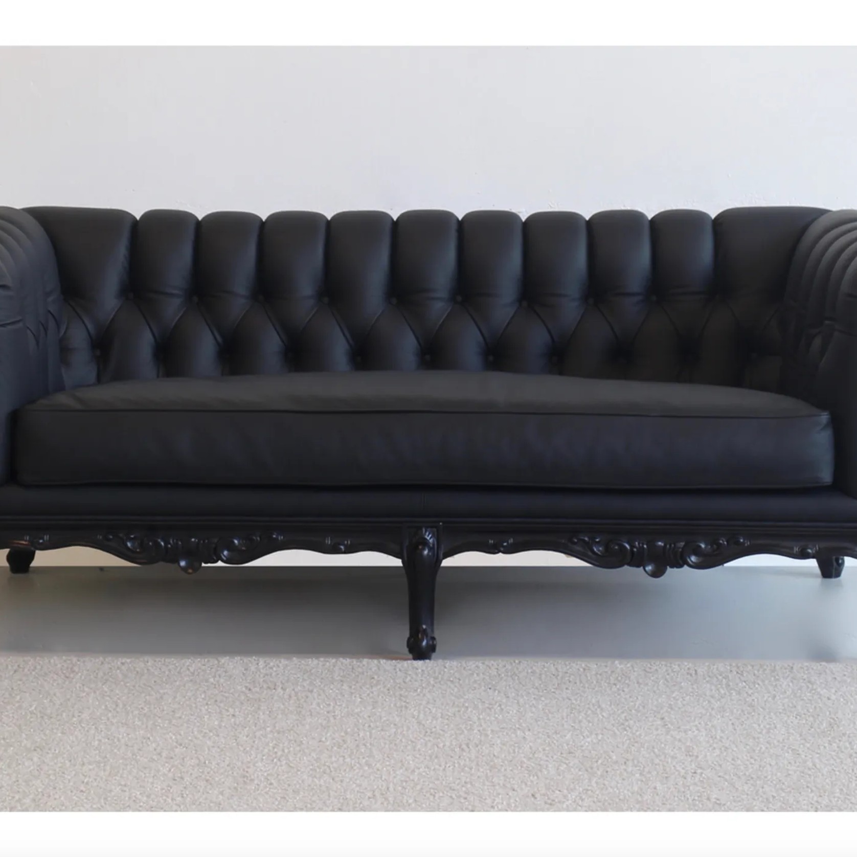 Sansone Classic Sofa gallery detail image