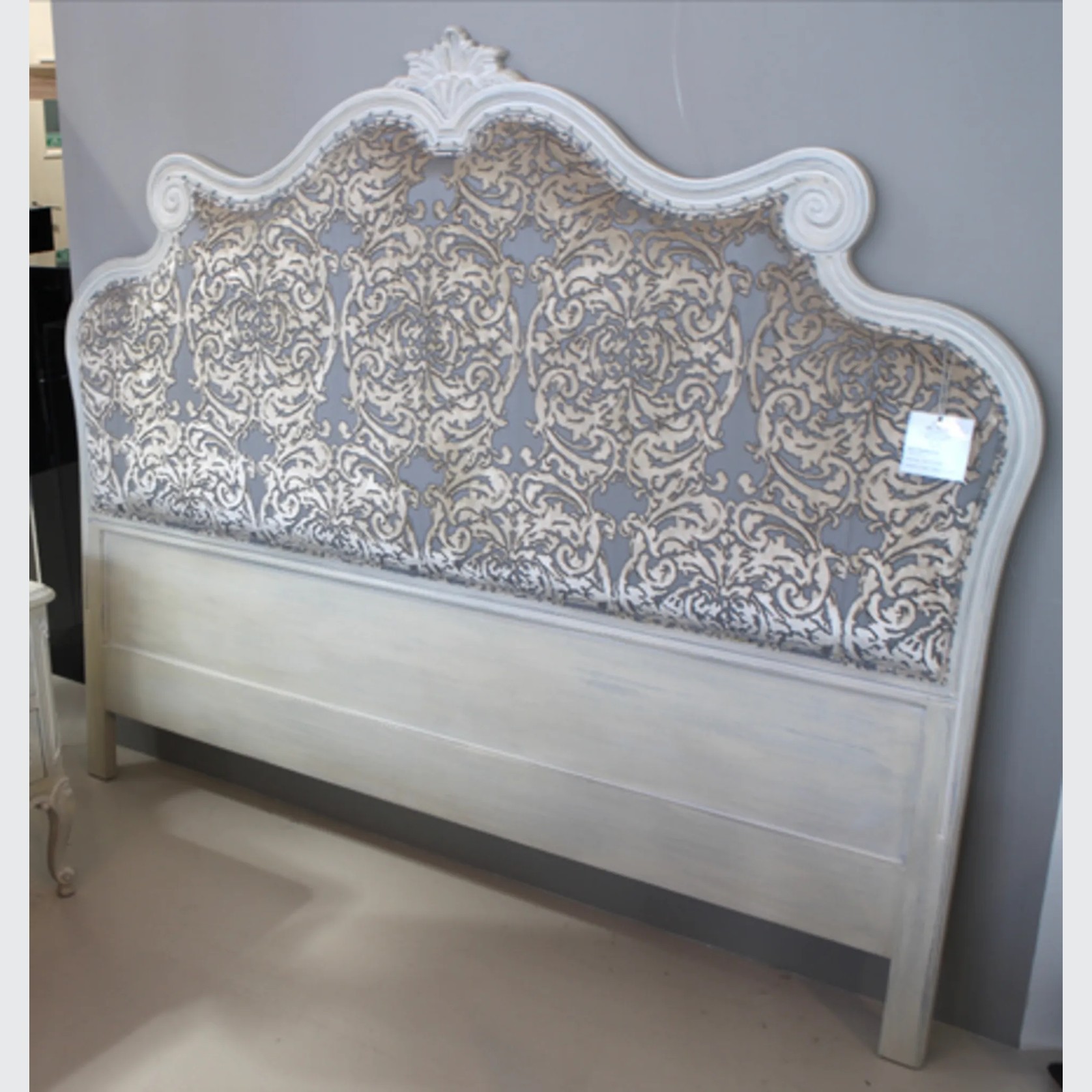 9639 Bed gallery detail image