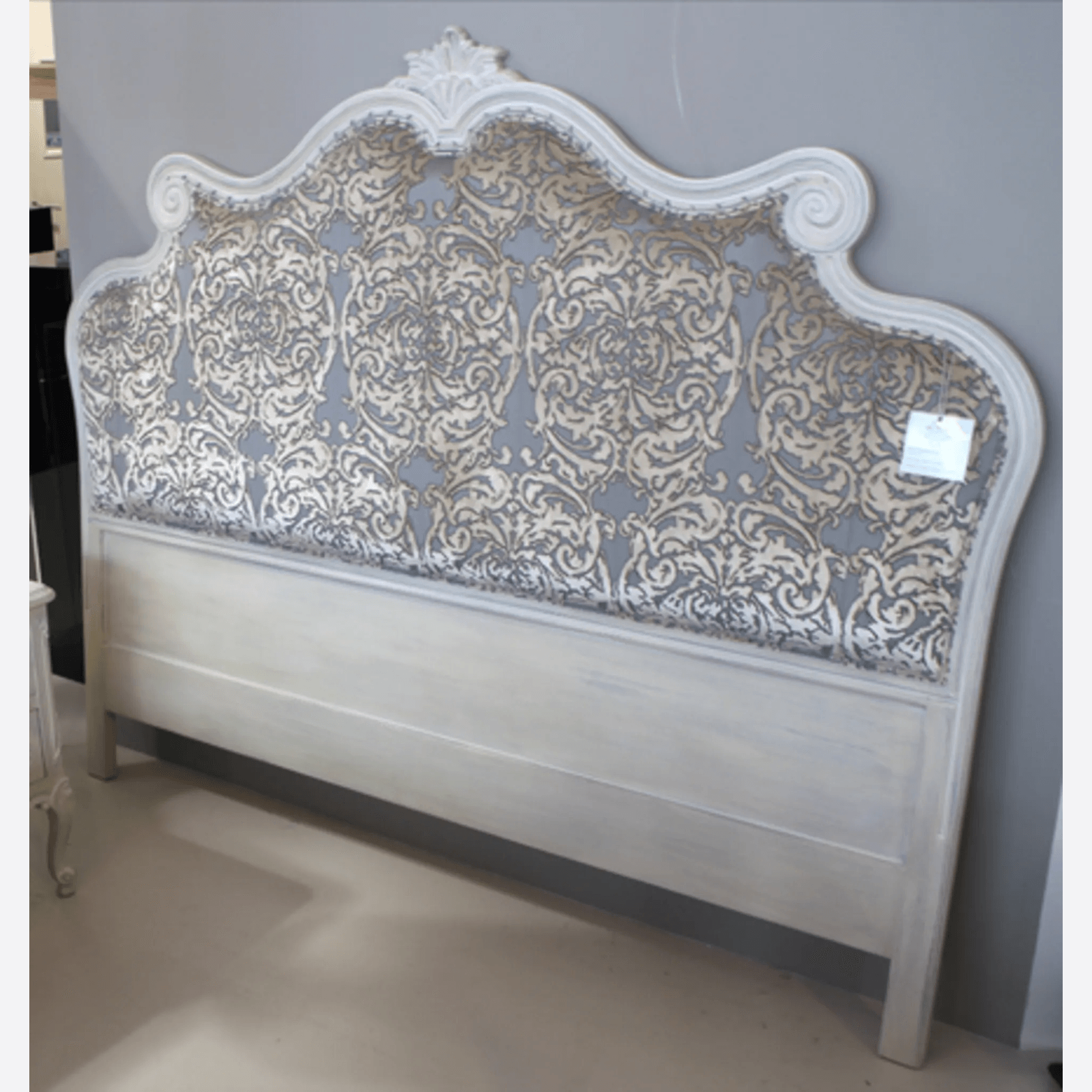 9639 Bed gallery detail image