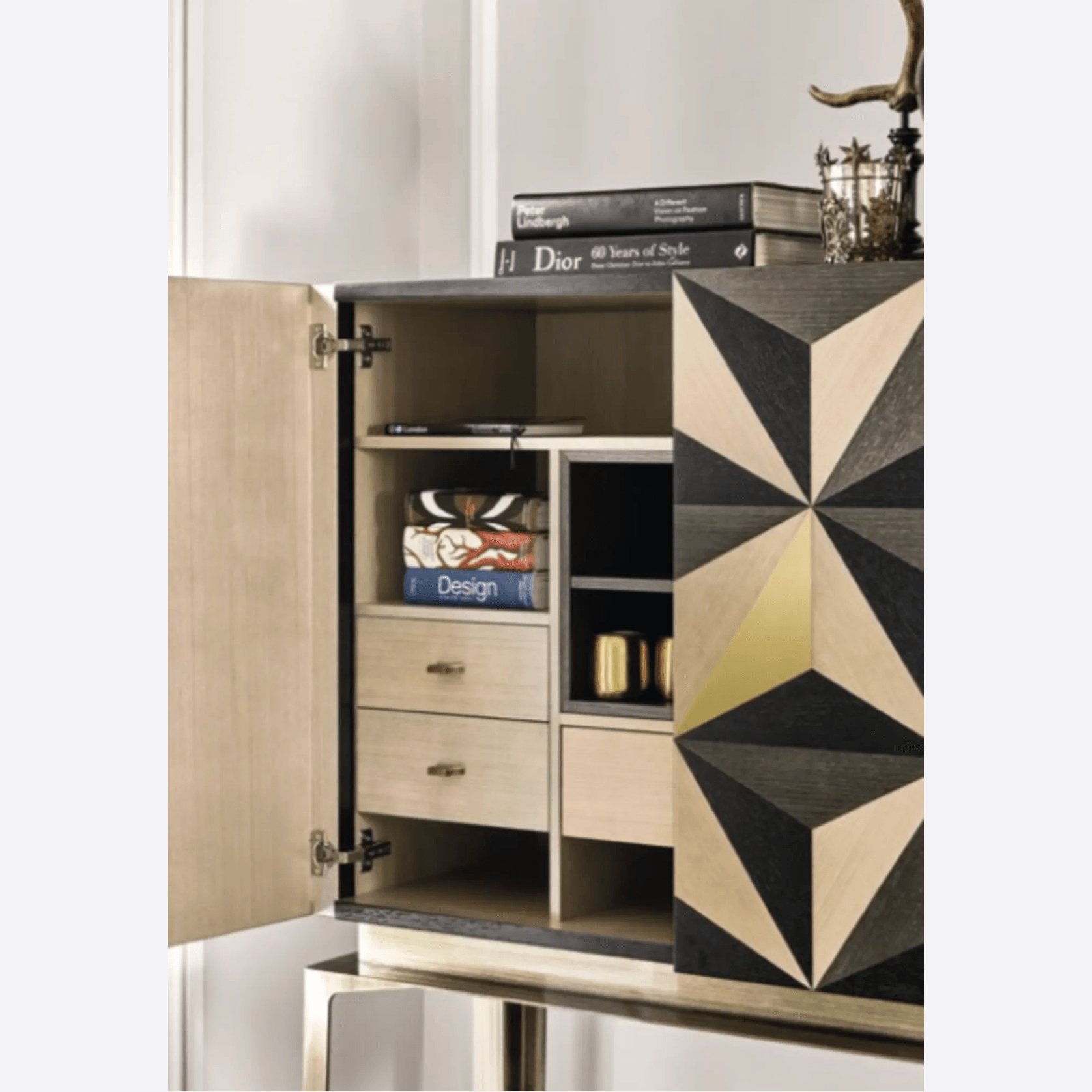 34118/R Cabinet gallery detail image