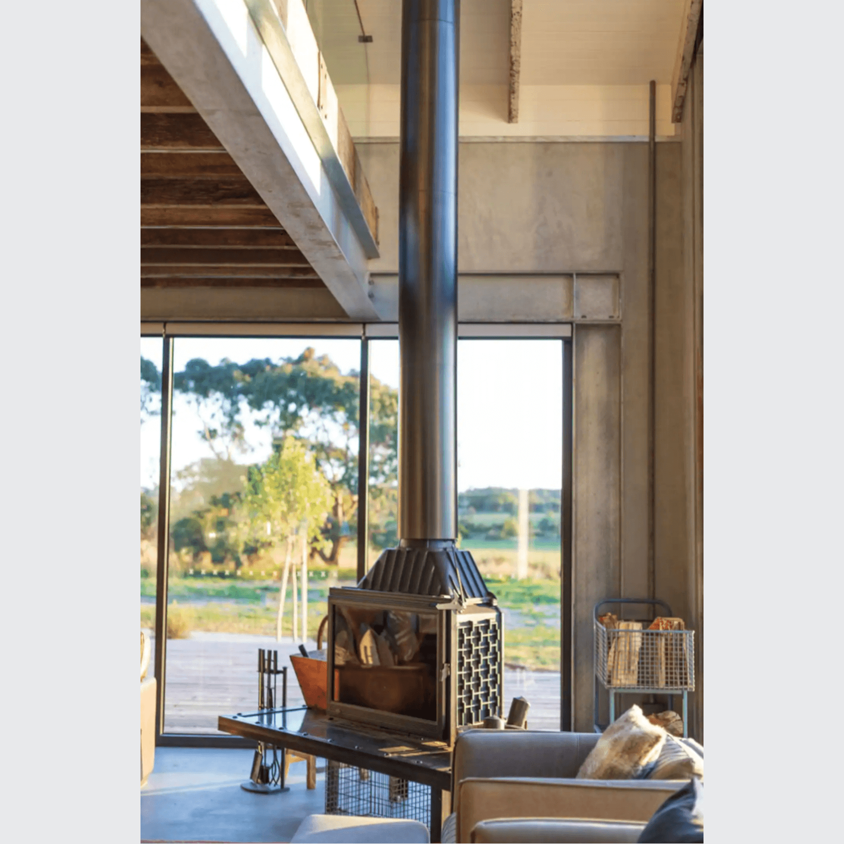 Seguin Super 9 Cheminee Fireplace gallery detail image